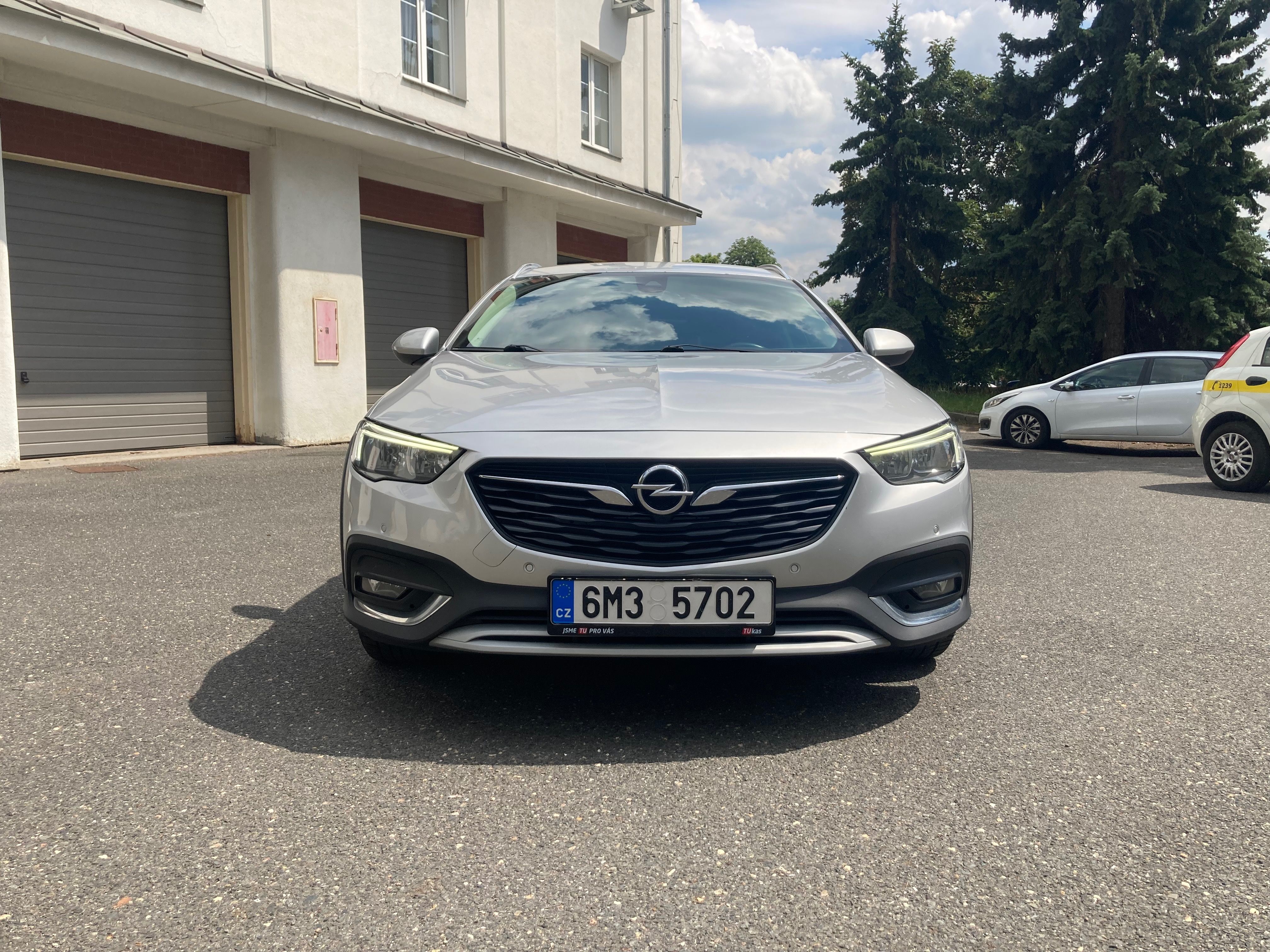 Opel Insignia, Country 4x4 TD125kW MT6 ČR DPH - fotka 5