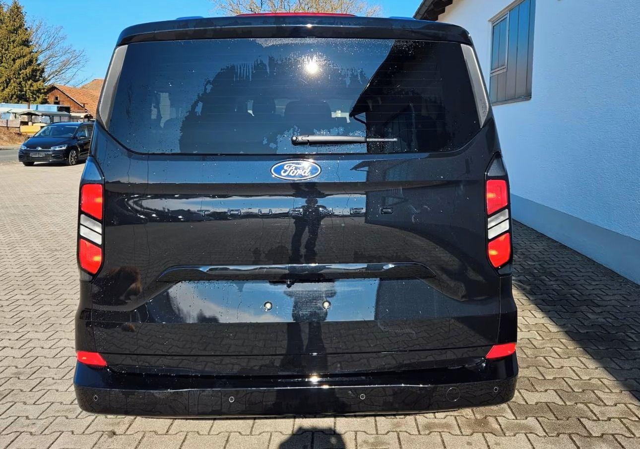 Ford Tourneo Custom, 2.0TDCi Titanium L2 Aut. - fotka 3
