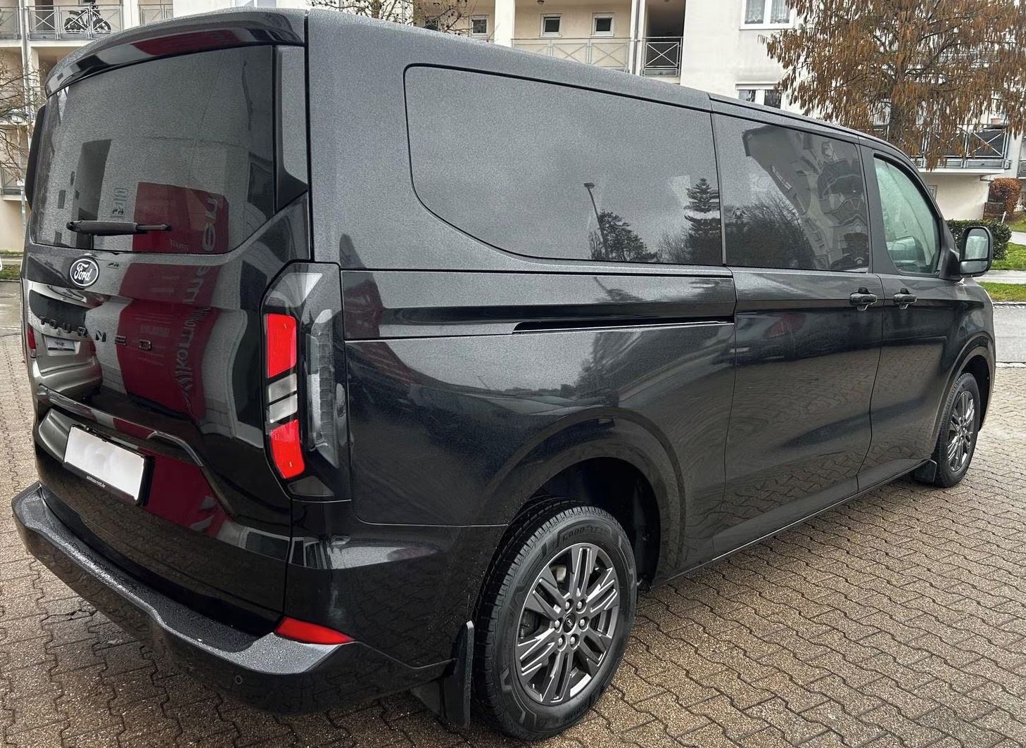 Ford Tourneo Custom, 2.0TDCi Titanium L2 Aut. - fotka 5