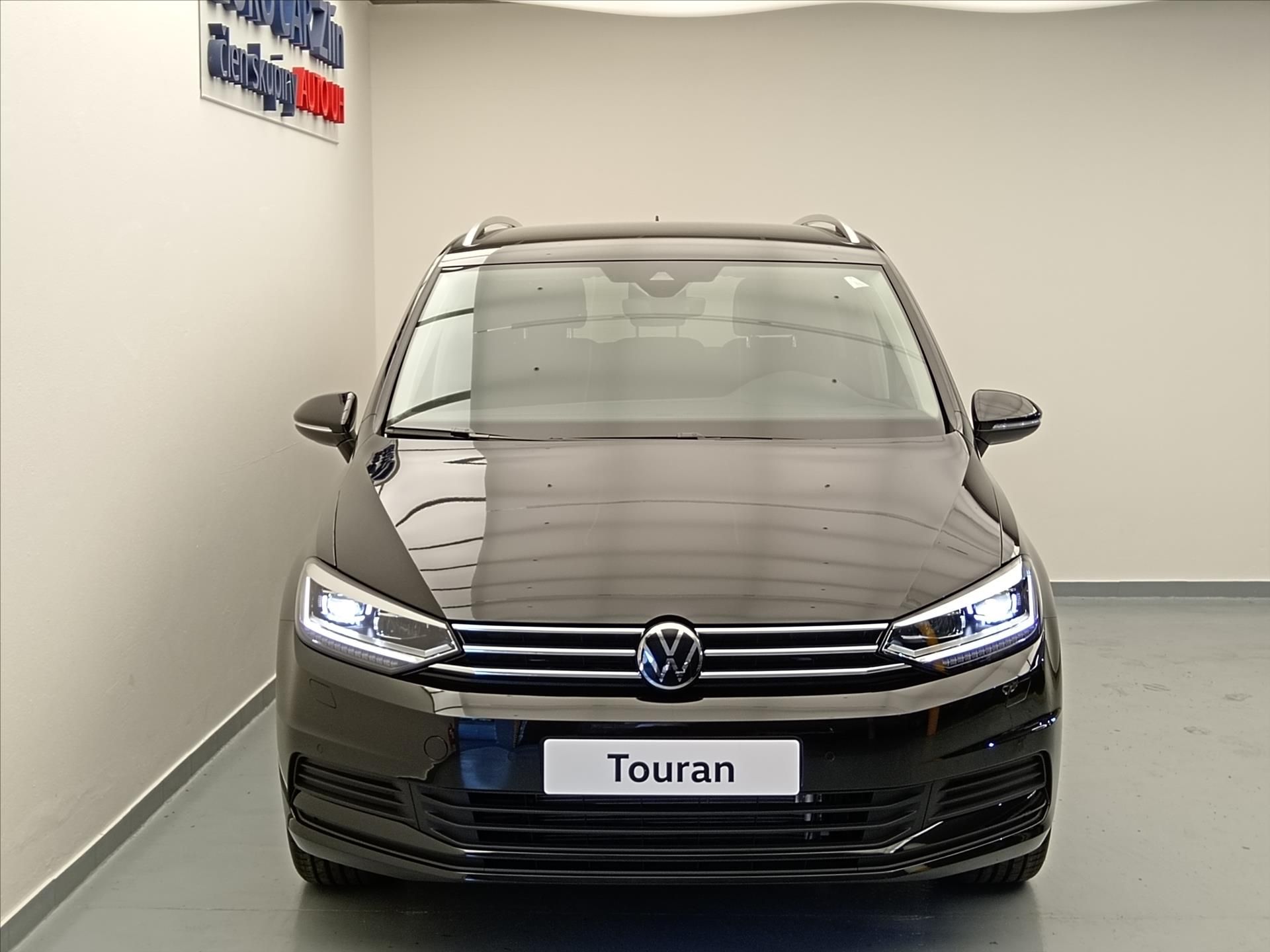 Volkswagen Touran, 1,5 People TSI 110kW - fotka 3