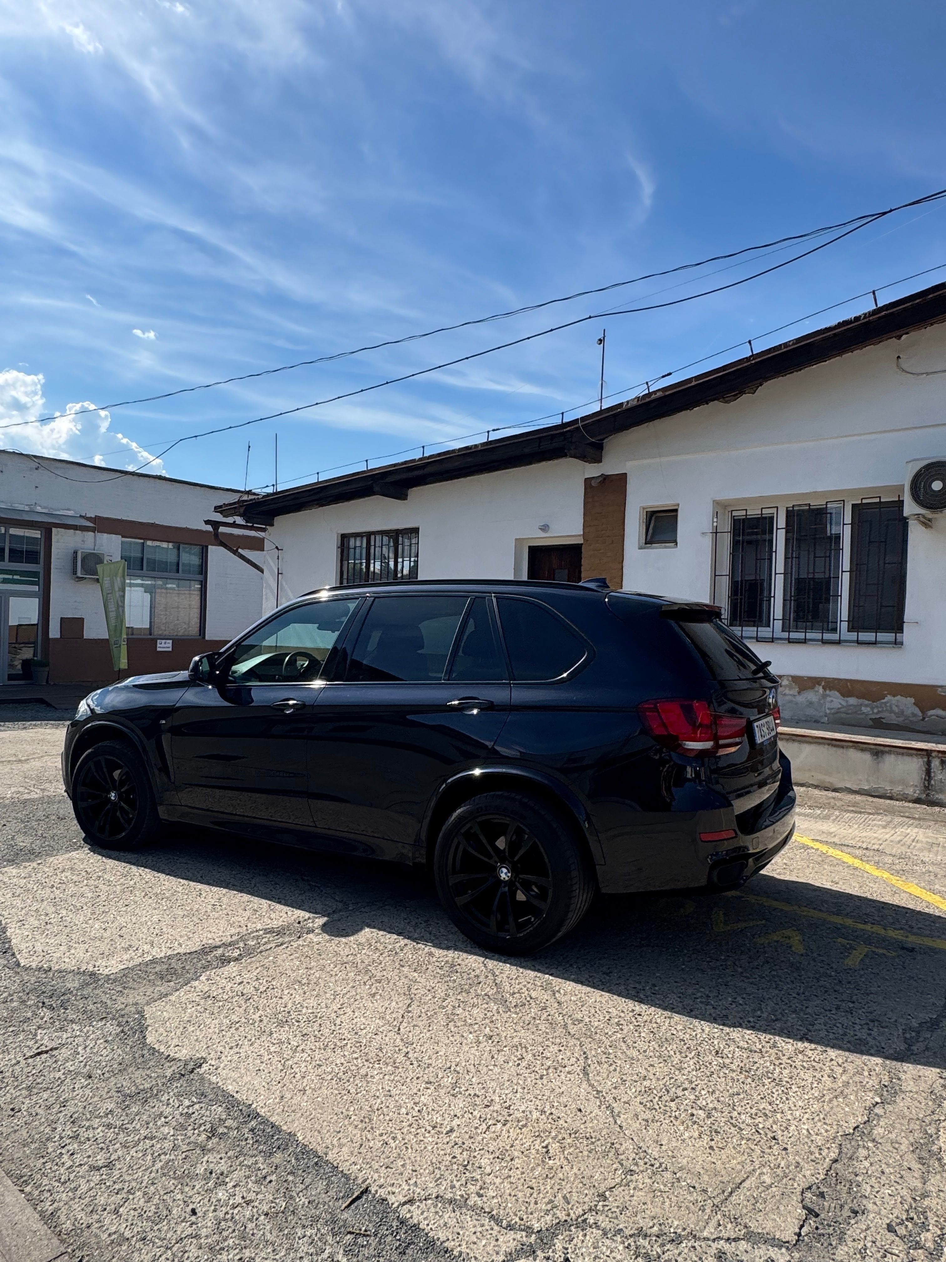 BMW X5, xDrive 30d - fotka 5