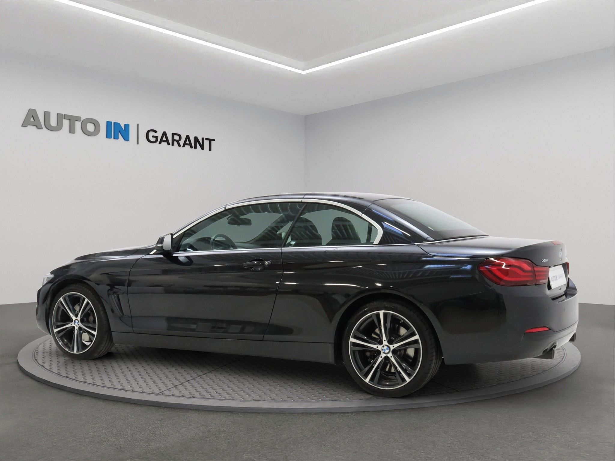 BMW Řada 4, 440i,240kW,XDrive,servis - fotka 3
