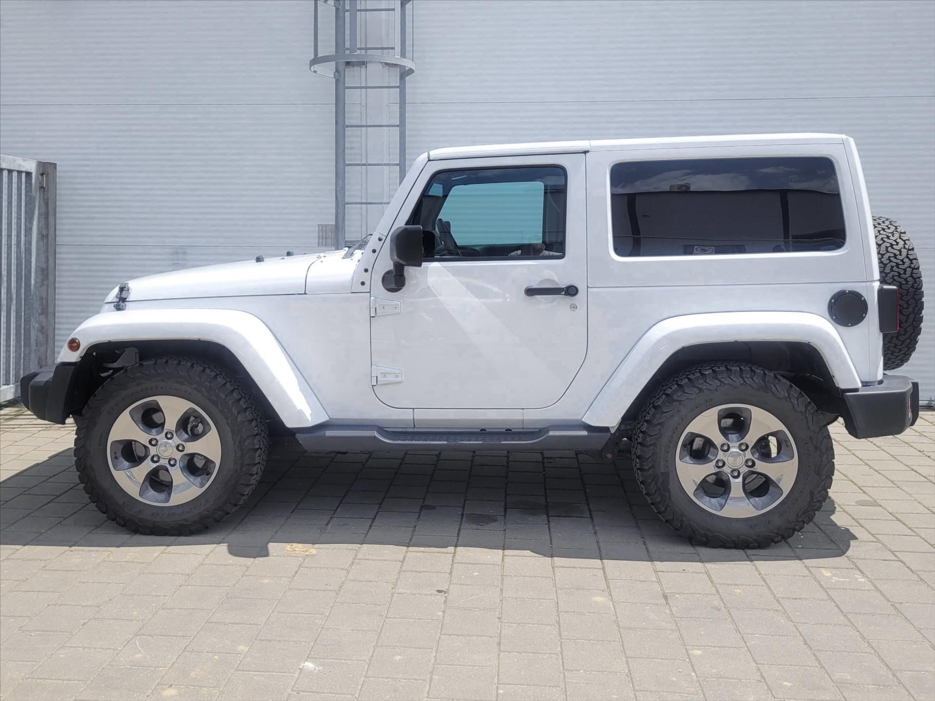 Jeep Wrangler, 3,6 V6 Unlimited Rubicon Auto - fotka 6