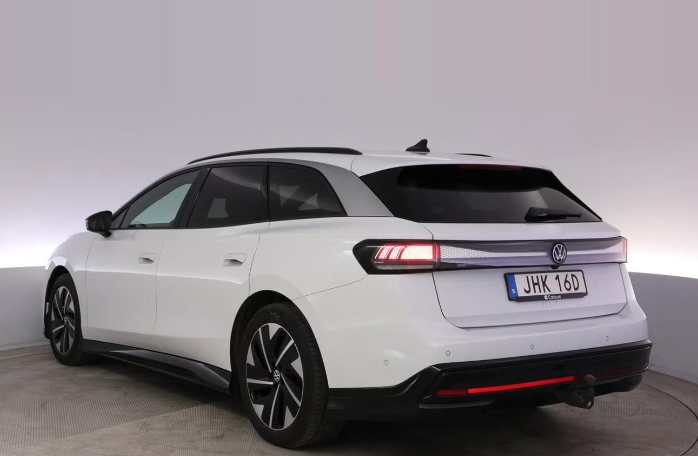 Volkswagen ID.7 Tourer, Pro SoH 96% 360kam Matrix Taž. - fotka 3