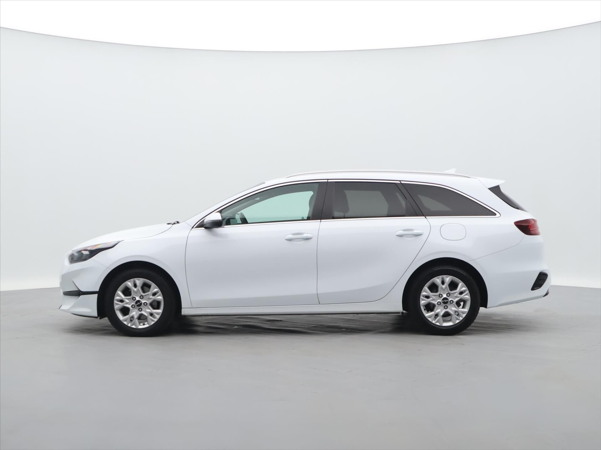 Kia Cee´d, 1,5 T-GDI 118 kW TOP DPH CZ 1. - fotka 4