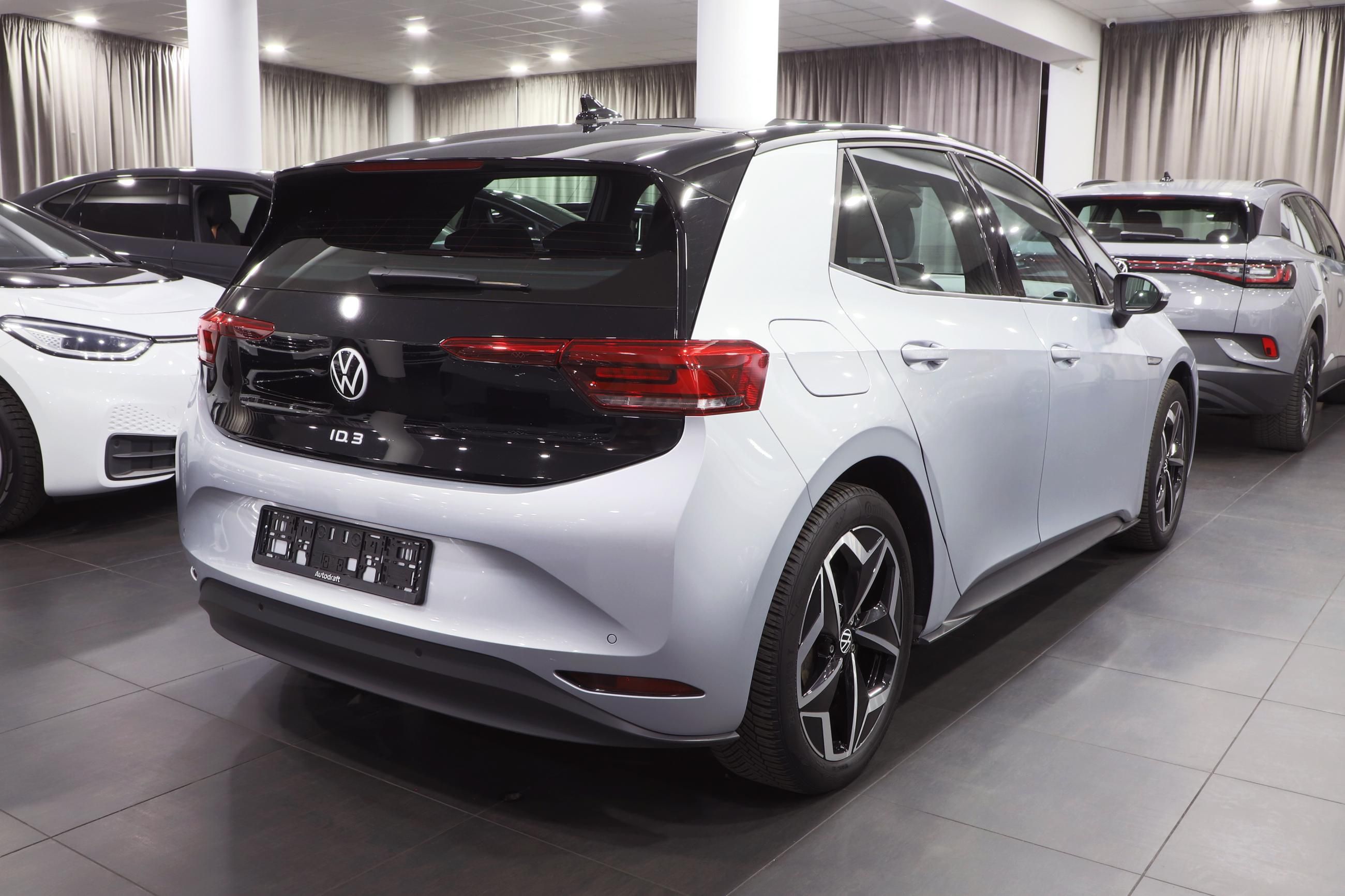 Volkswagen ID.3, ID.3 Pro 150kW / ALU 19'' - fotka 4