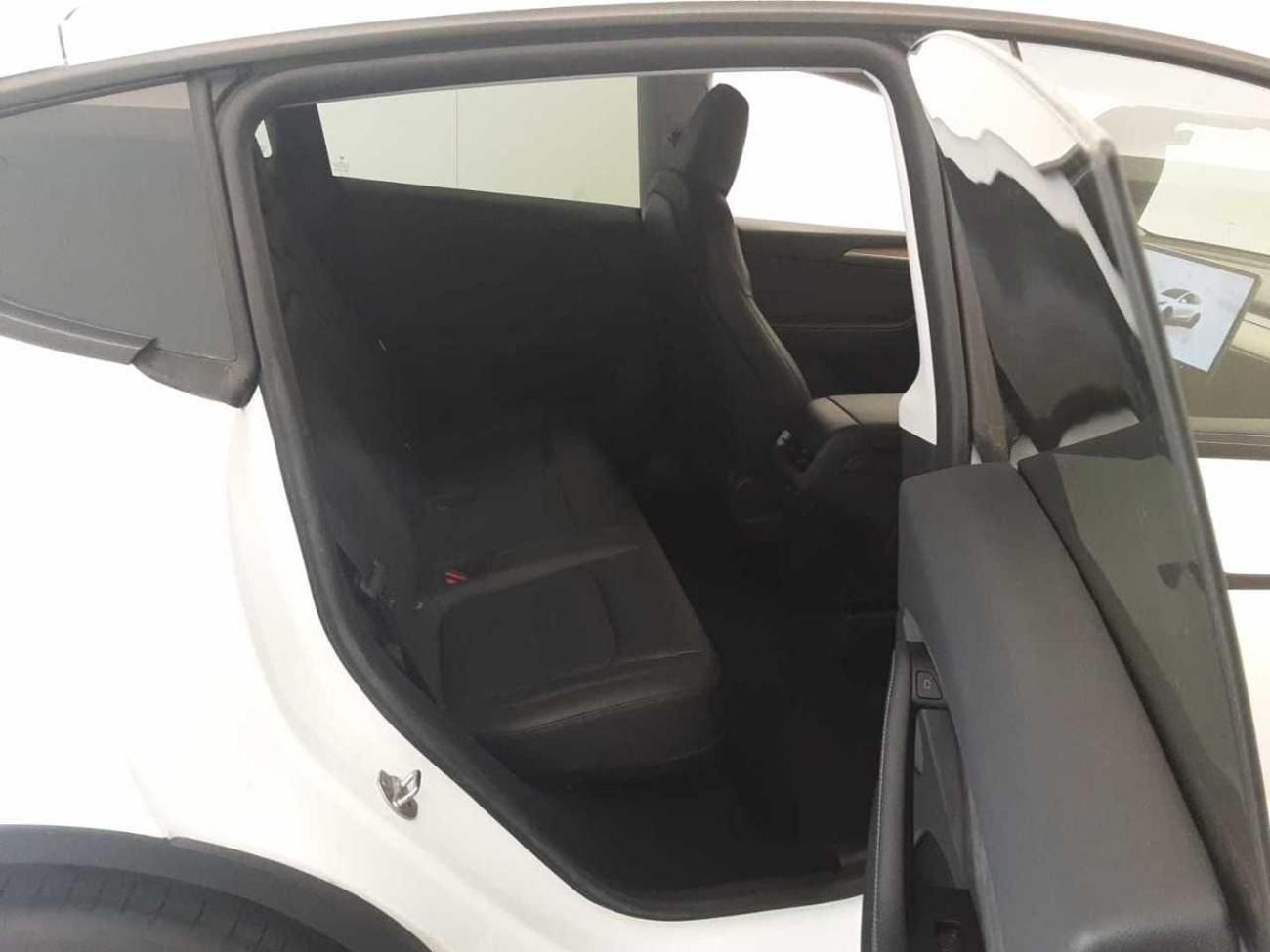 Tesla Model Y, LONG RANGE DUAL MOTOR TZ 93,6% - fotka 5