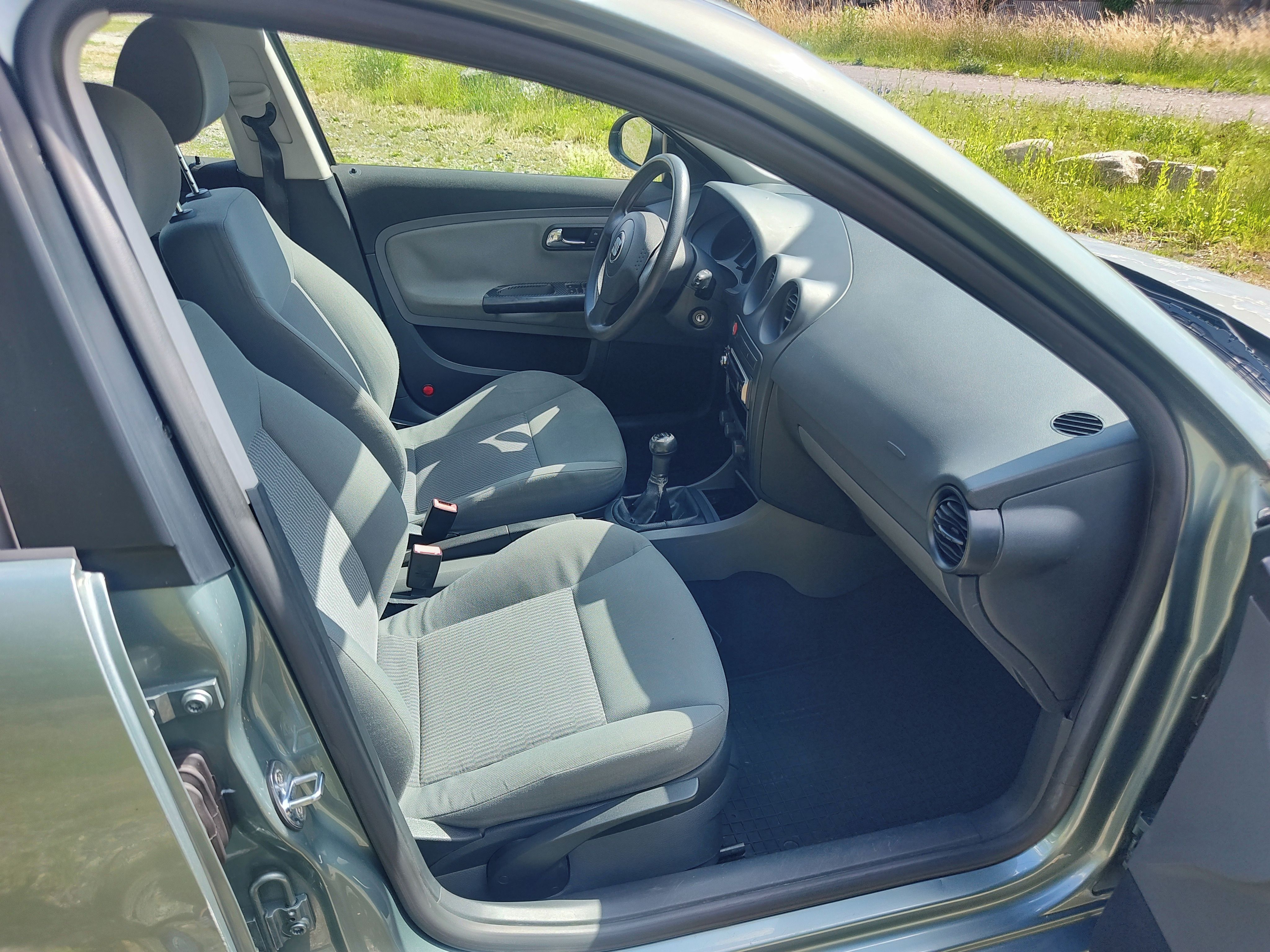 Seat Ibiza, 1,4 ČR Původ 112000 km!! - fotka 6