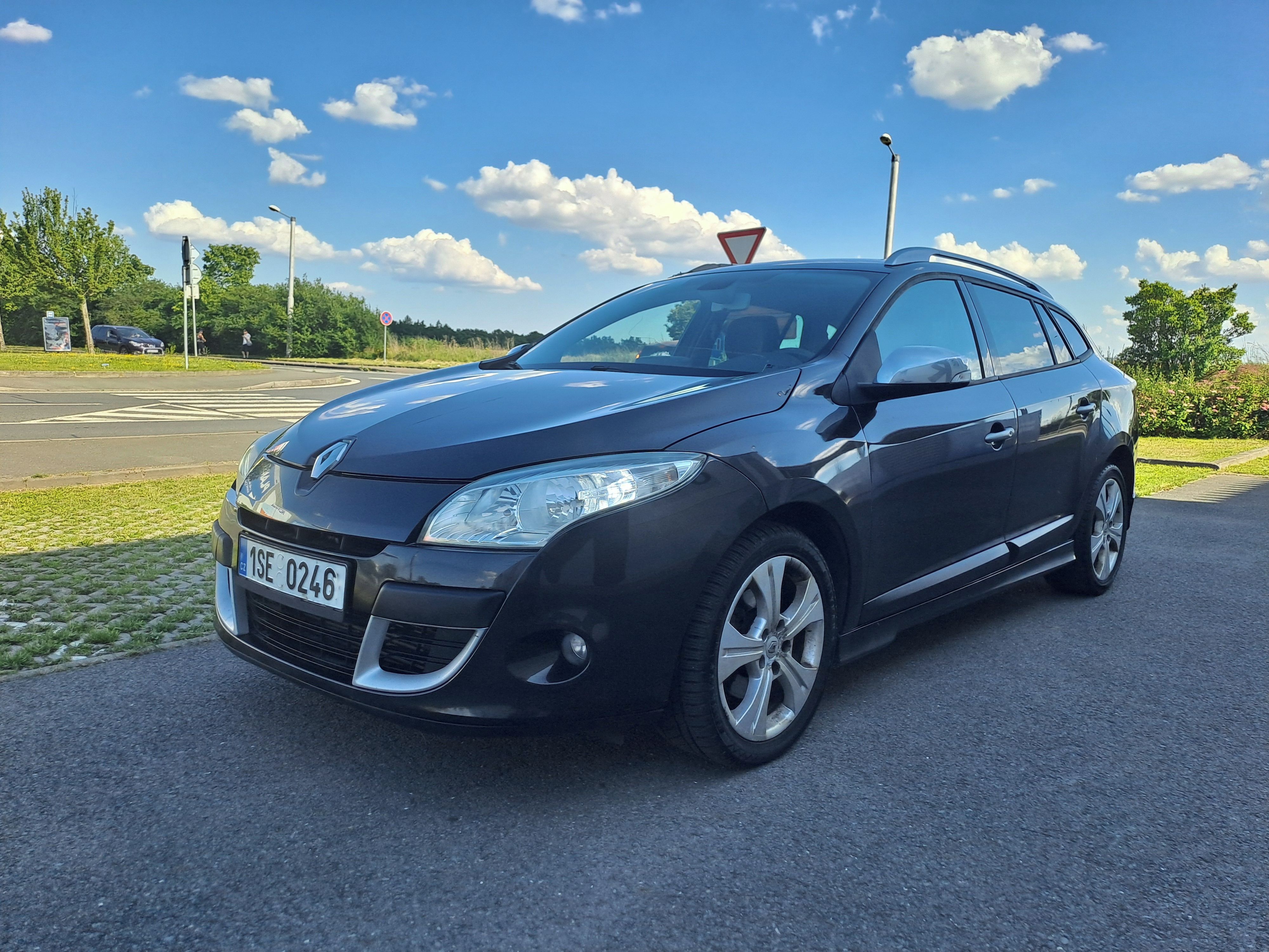 Renault Mégane, 2.0DCI118KW 2.MAJ PROŠLÁ STK - fotka 3