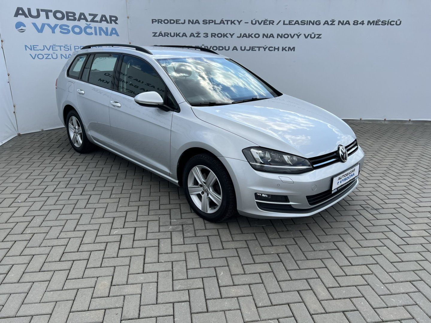 Volkswagen Golf, 2.0TDi 110kW! Xenony - fotka 3