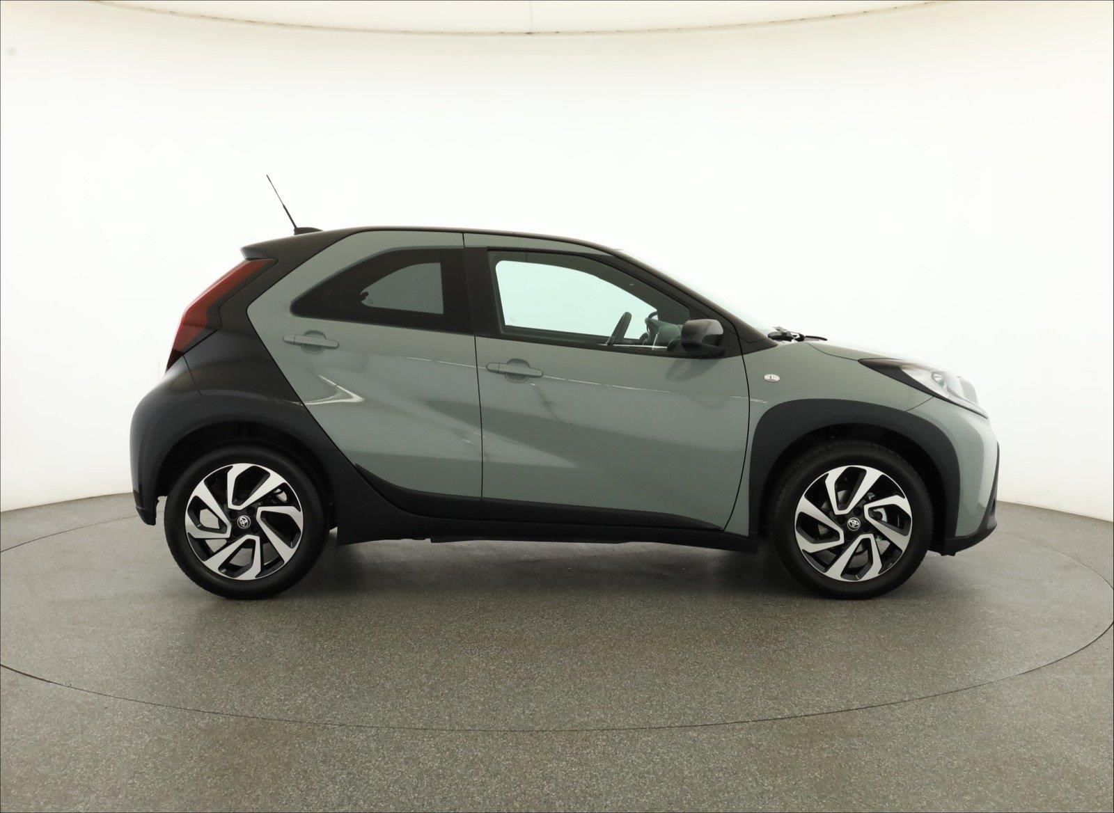 Toyota Aygo, 1.0, Záruka, Automat, ČR,1.maj - fotka 6