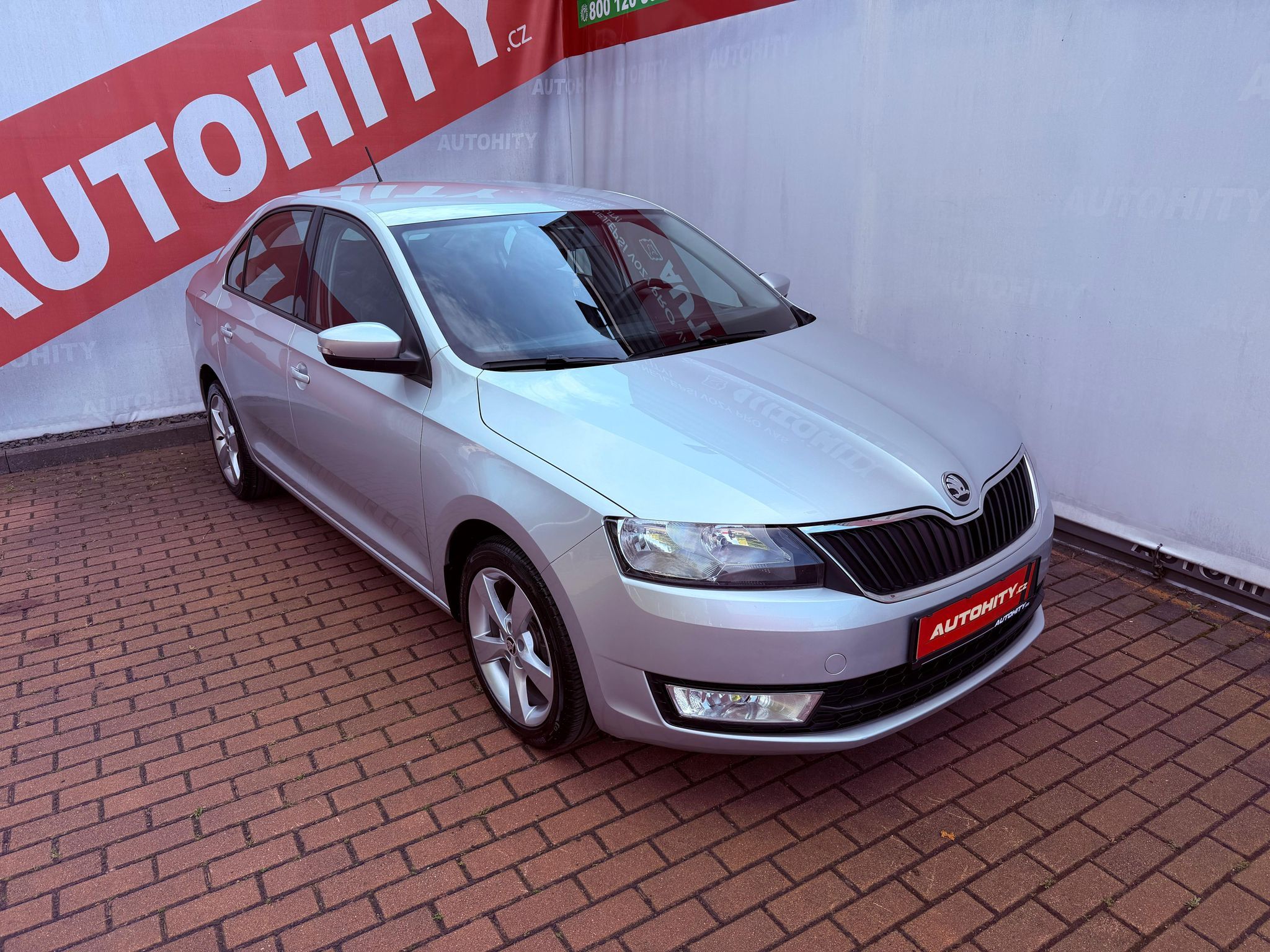 Škoda Rapid, 1.2 TSi Ambition, ČR, 1.Maj - fotka 3