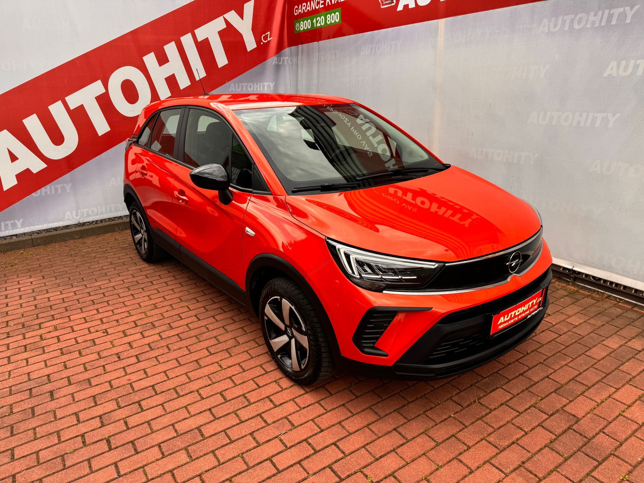 Opel Crossland X, 1.2 Turbo, ČR, Serviska - fotka 5