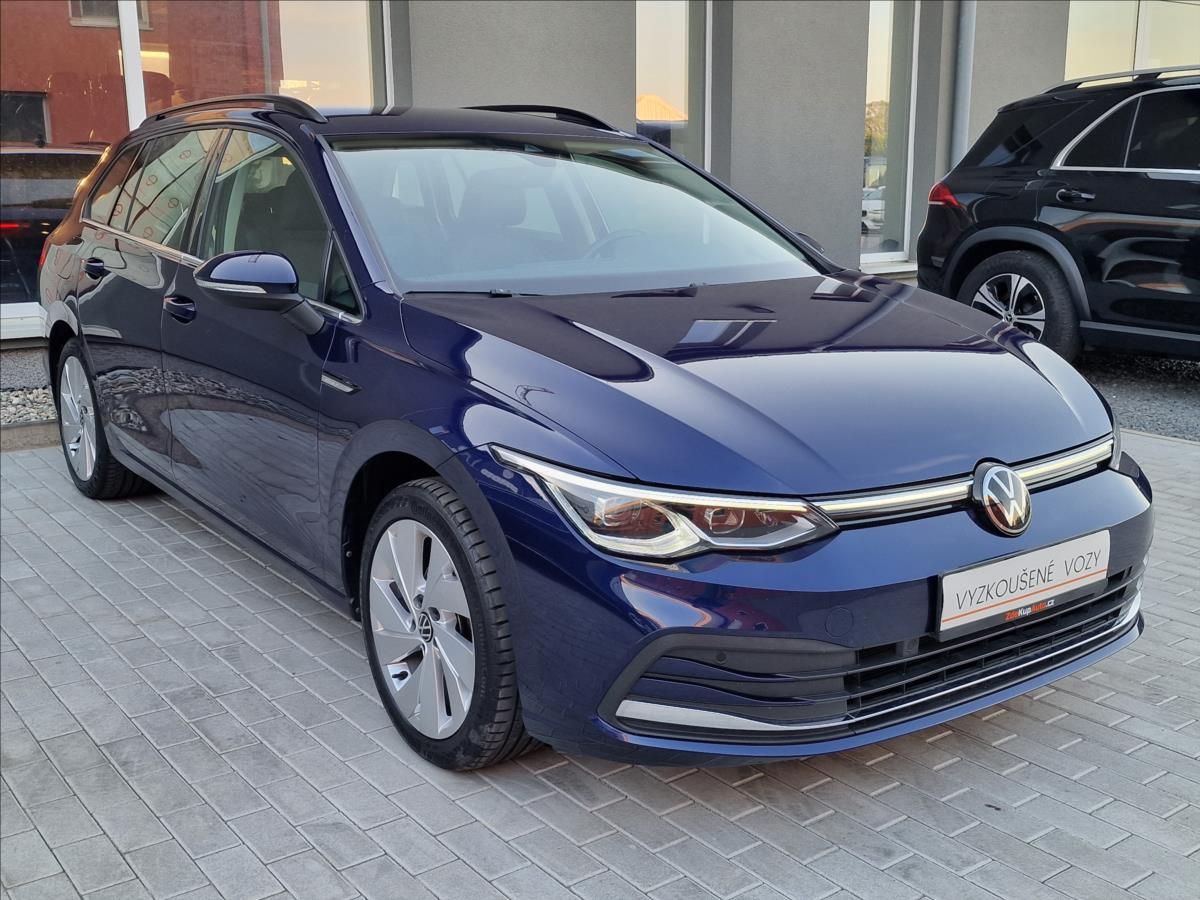 Volkswagen Golf, 1.5 TSI DSG Style, ČR, 1.Maj. - fotka 3