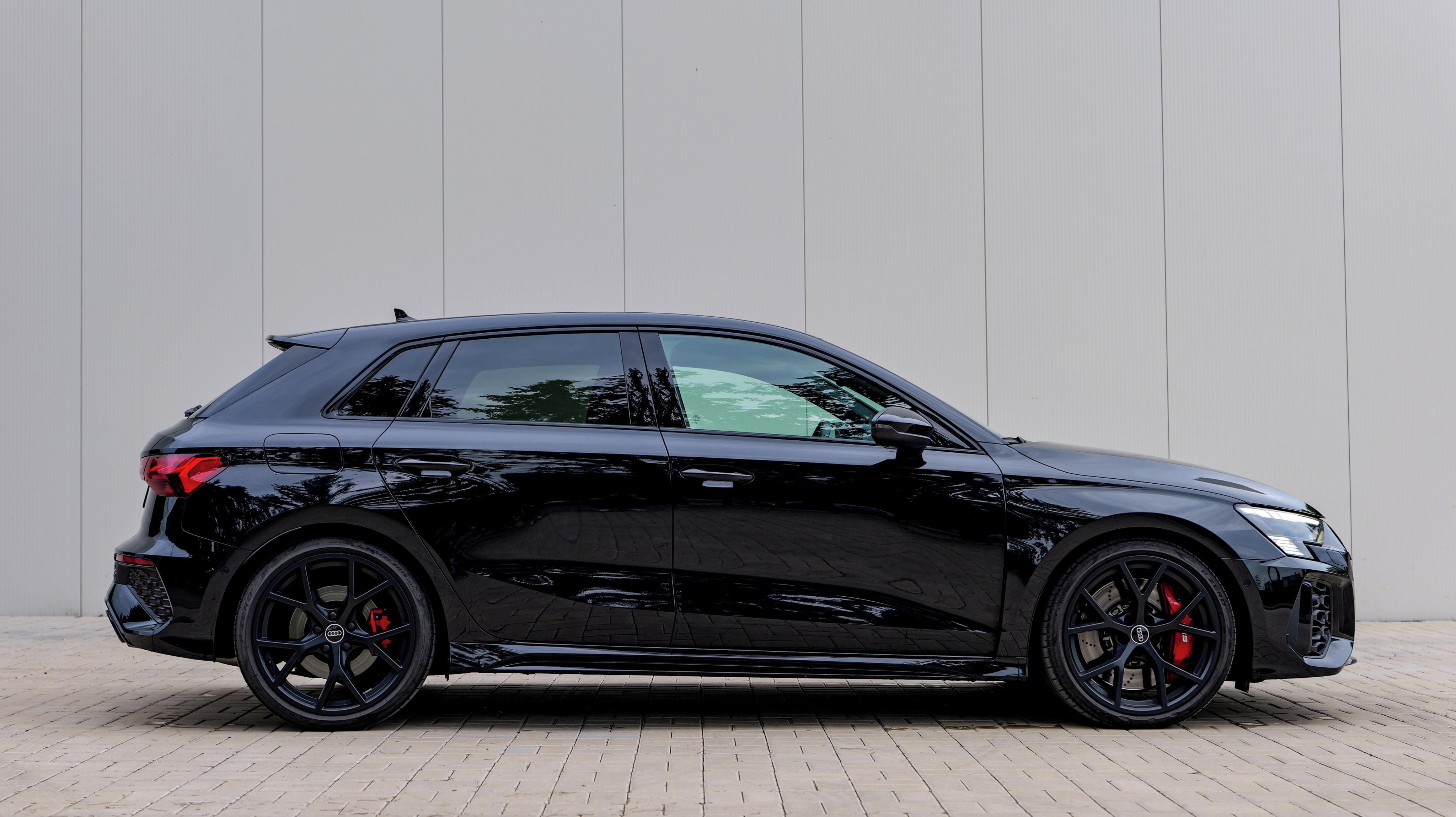 Audi RS3, 2.5 TFSI - originální stav - fotka 3