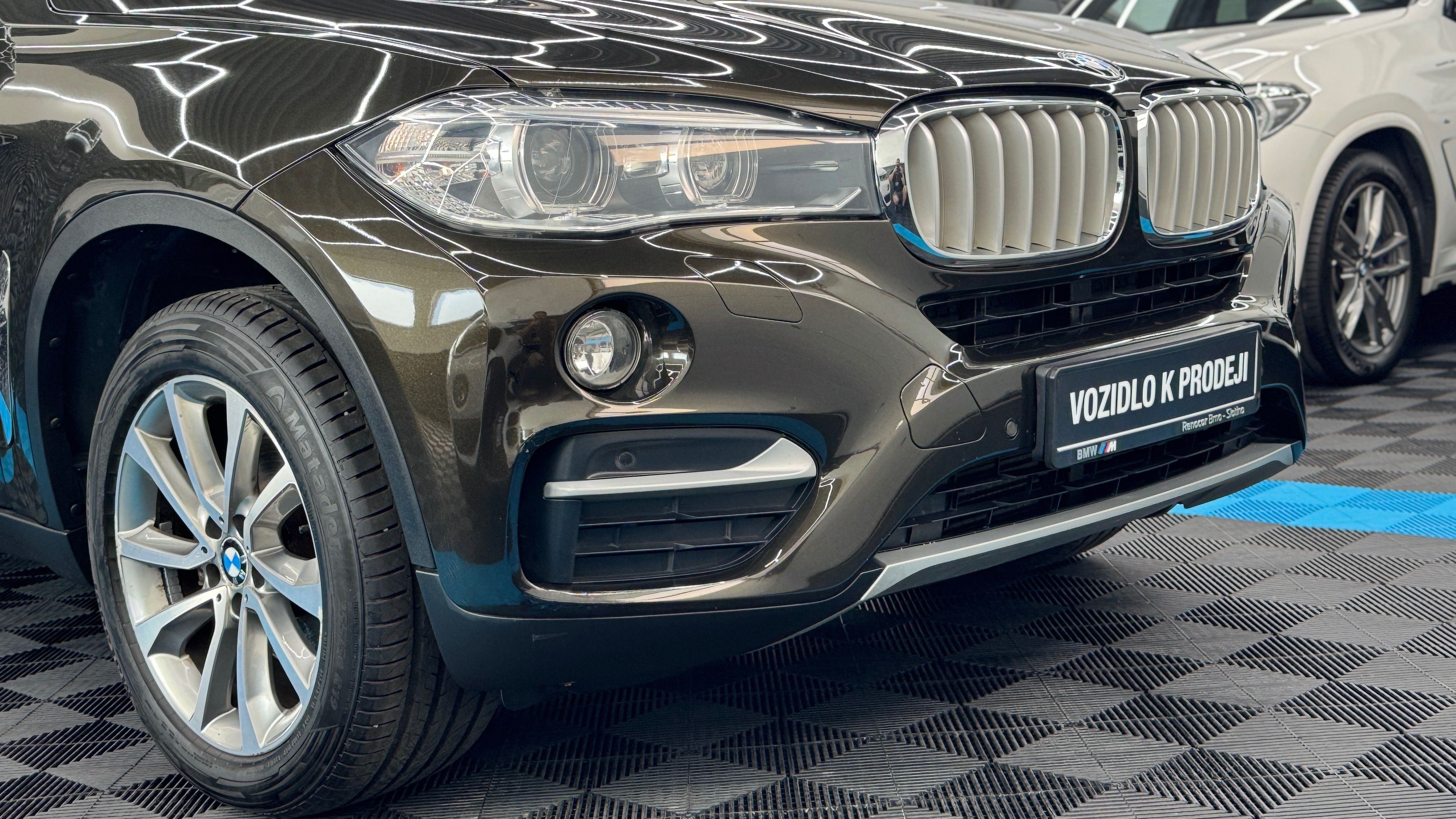 BMW X6, 30d xDrive,ČR,DPH,tažné - fotka 5