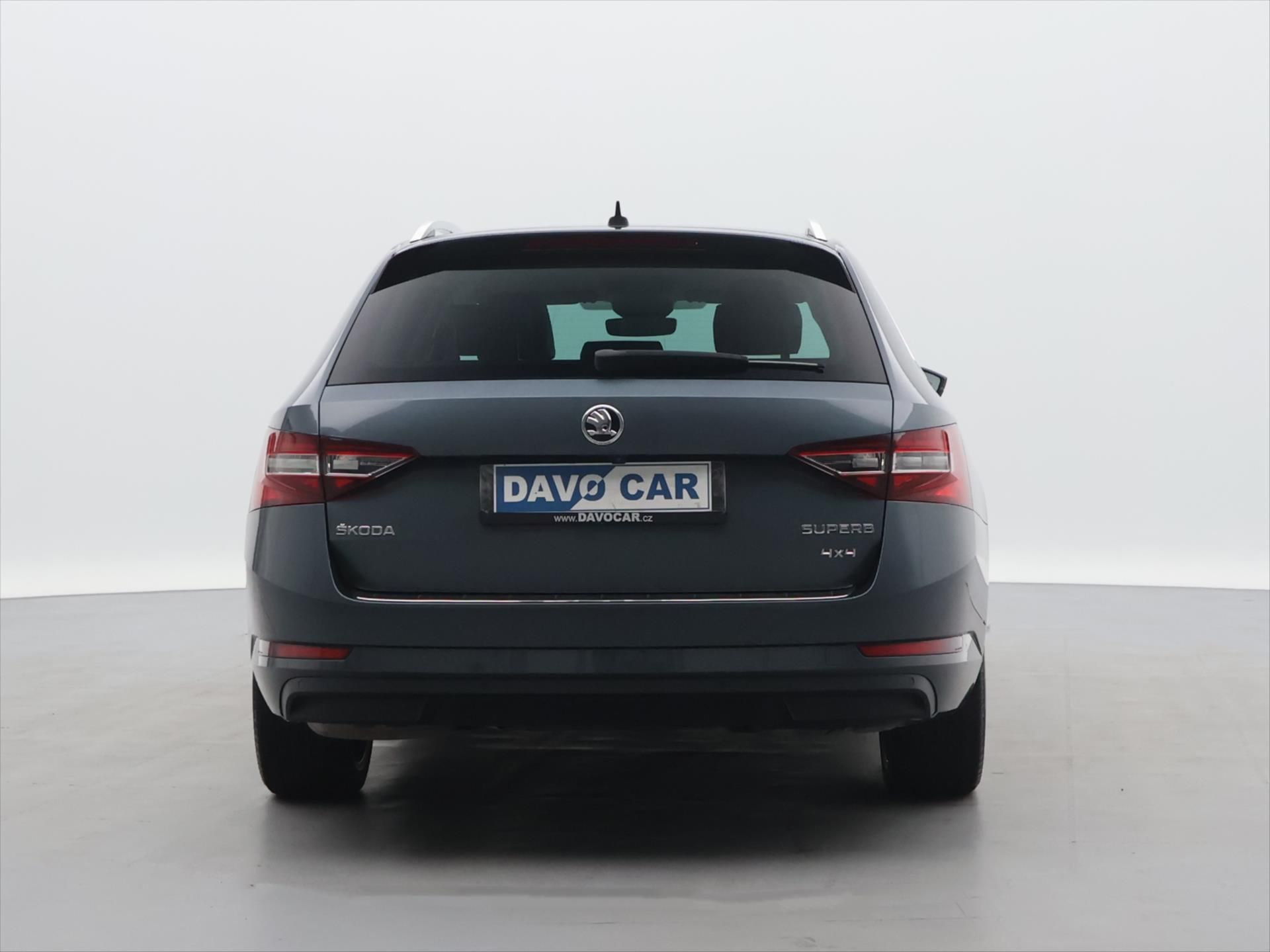 Škoda Superb, 2,0 TDI 110kW 4x4 CZ L&K - fotka 6