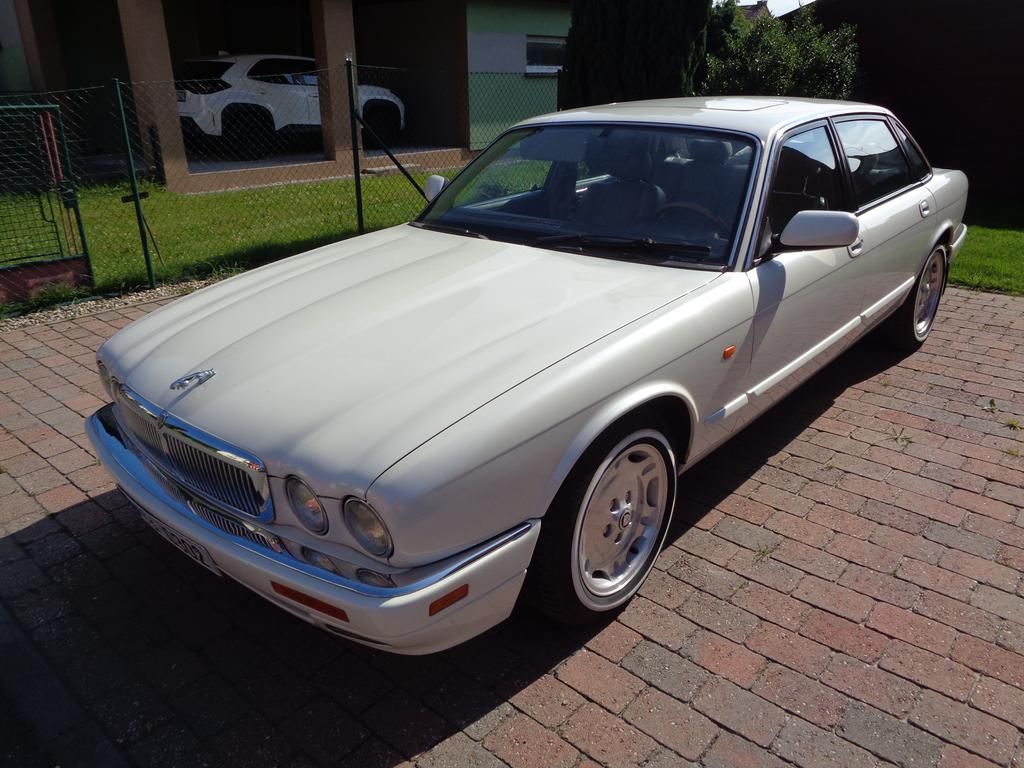 Jaguar XJ6, 3.2 SOVEREIGN 155kW