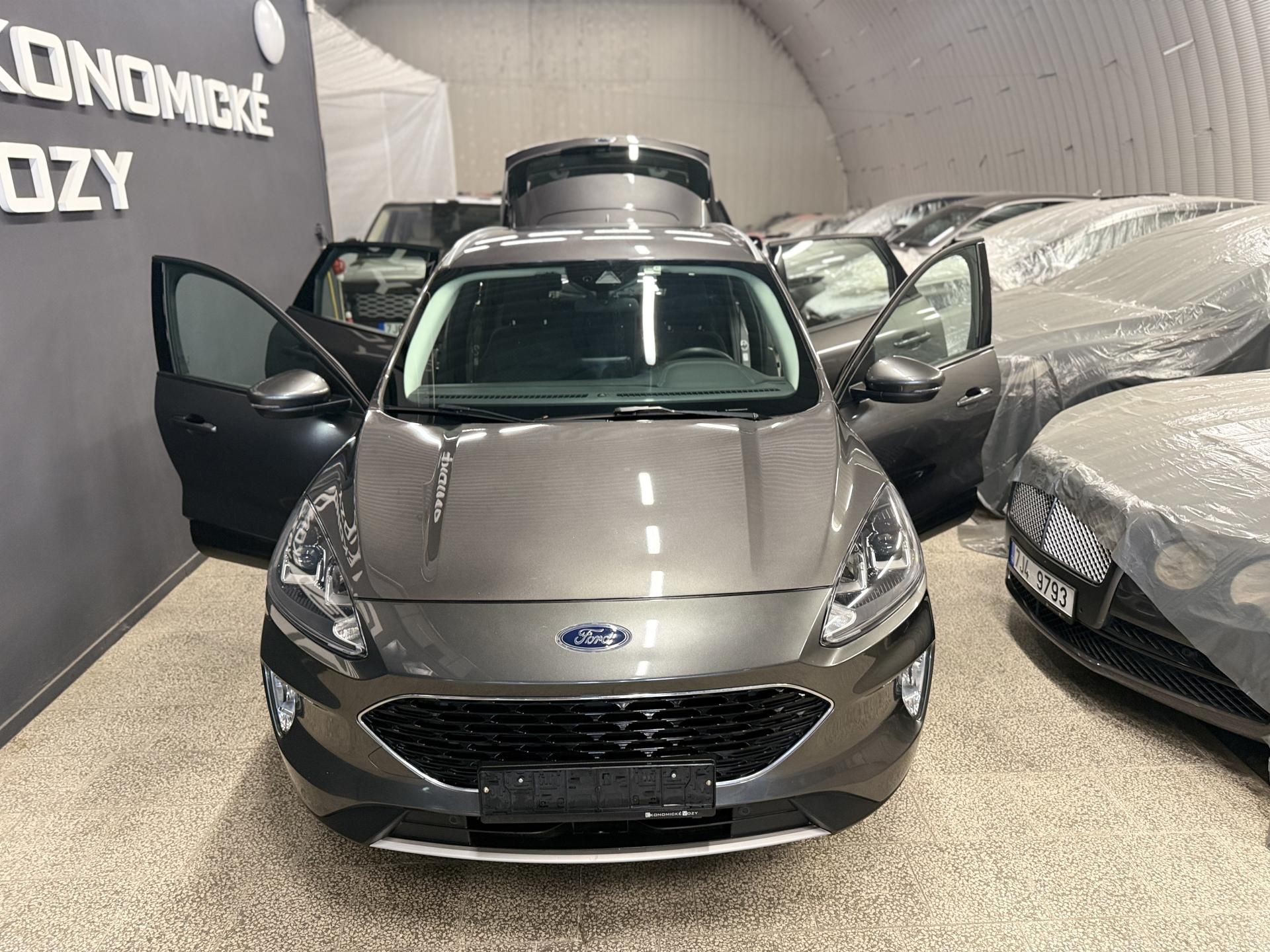 Ford Kuga, 2.5 PHVE, 50km dojezd el - fotka 5