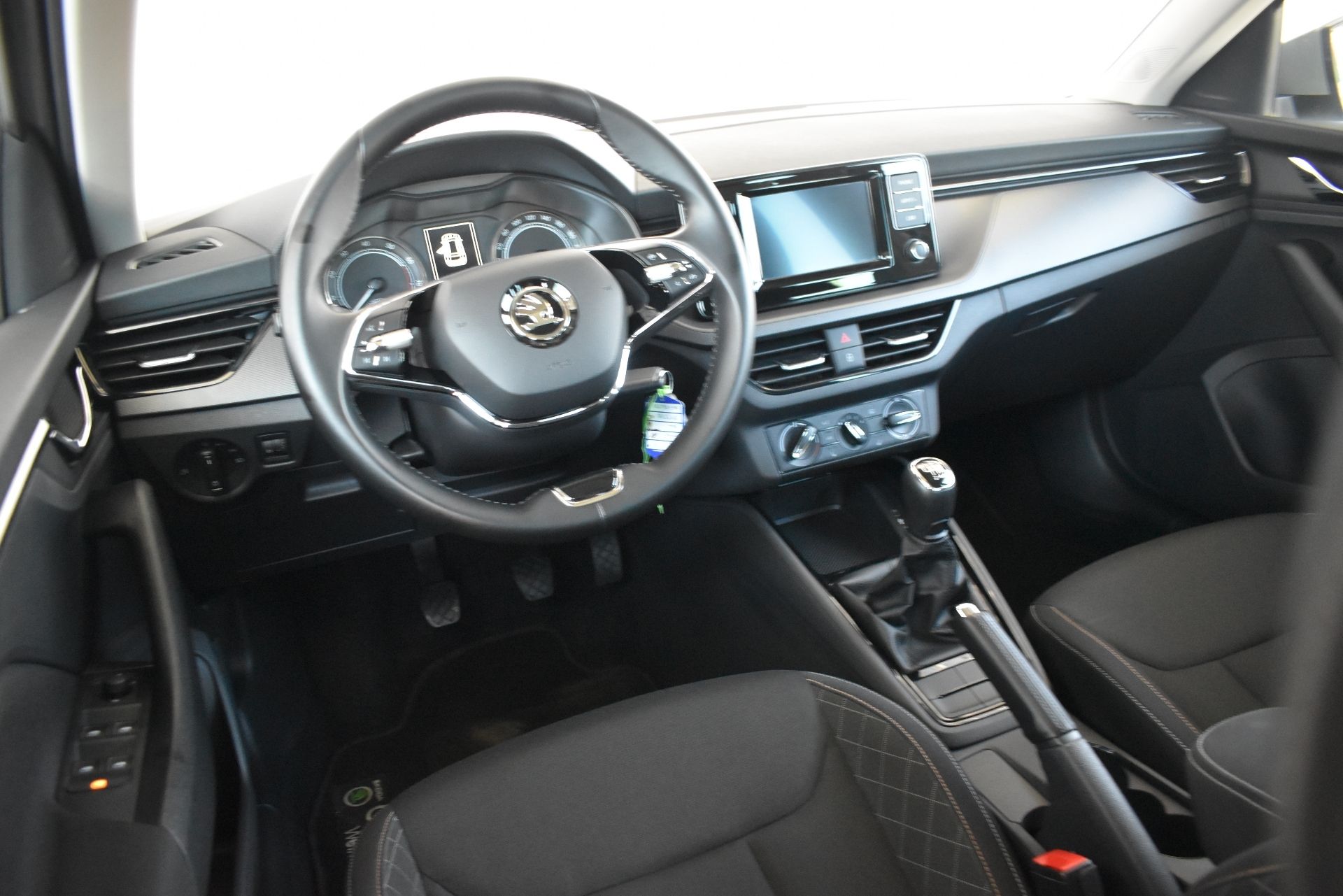 Škoda Kamiq, 1.0TSI 81kW záruka - fotka 5