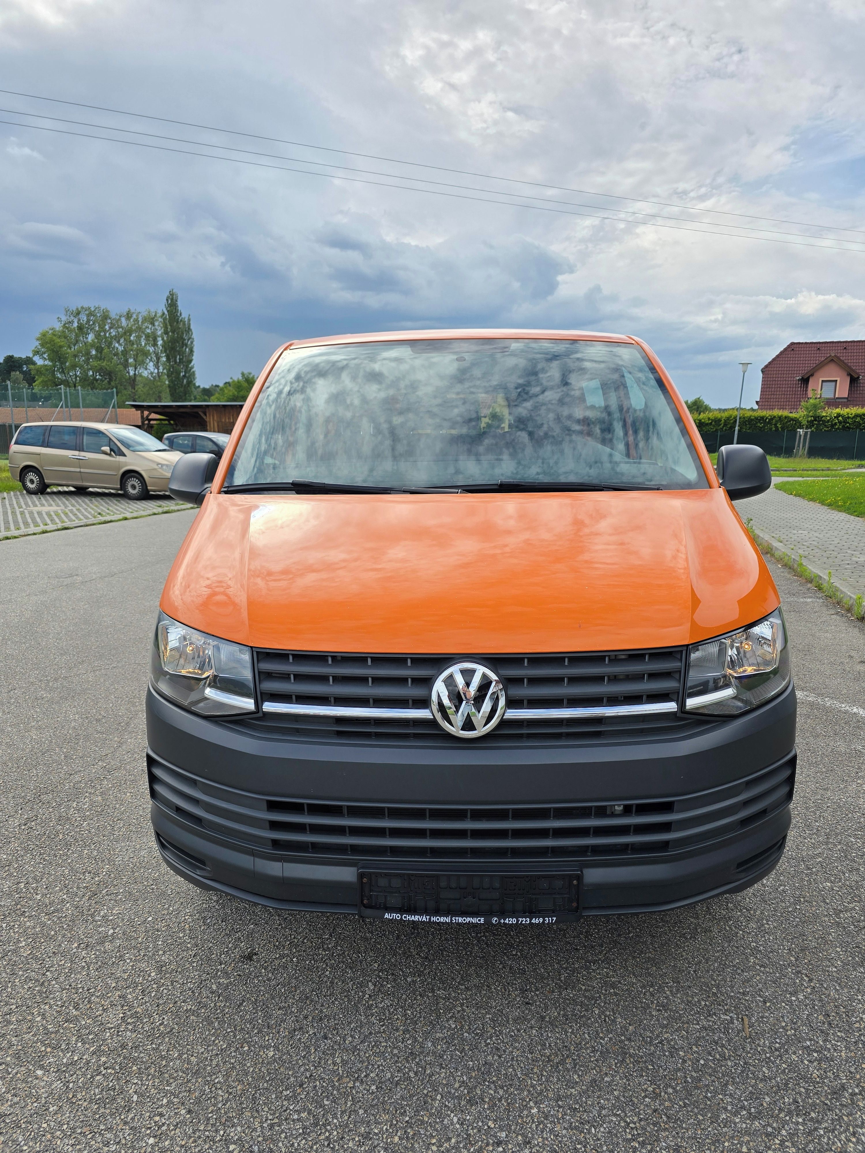Volkswagen Transporter, 2.0 TDI 6MÍST LONG /DPH/ Tažné - fotka 2