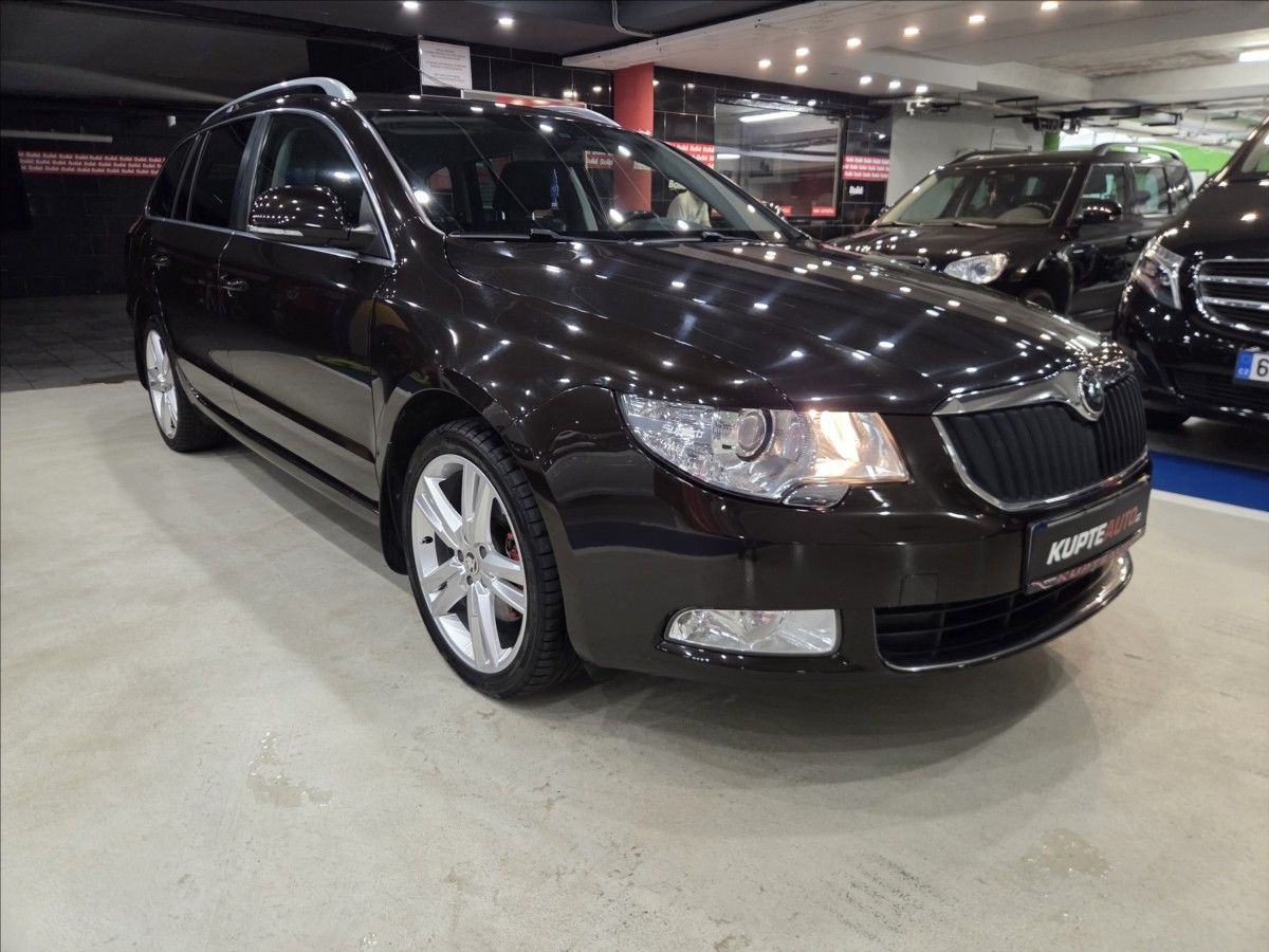 Škoda Superb, 2,0 TDi - perfektní 4x4 - fotka 2