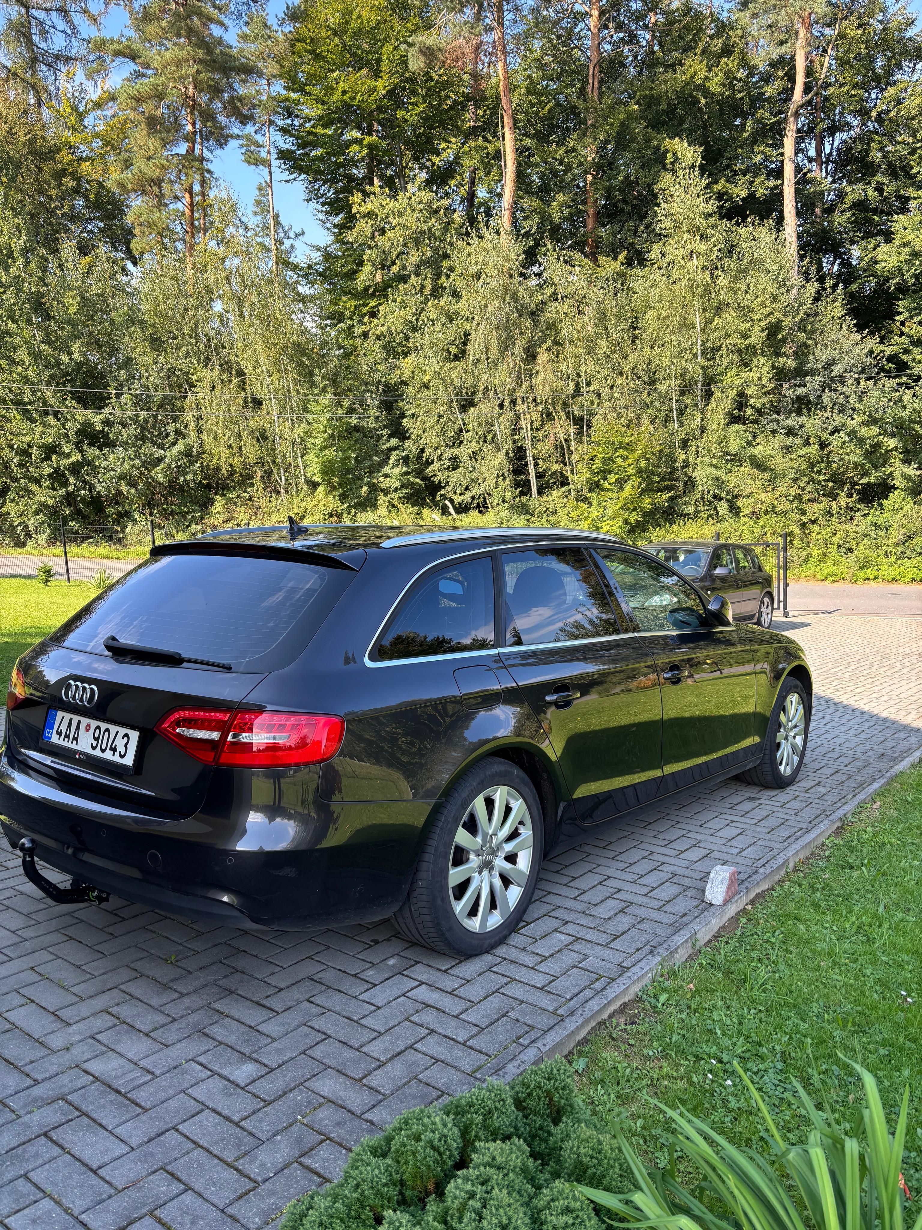 Audi A4 Avant, CZ, Quattro 2.0 TDI 130 kW - fotka 6