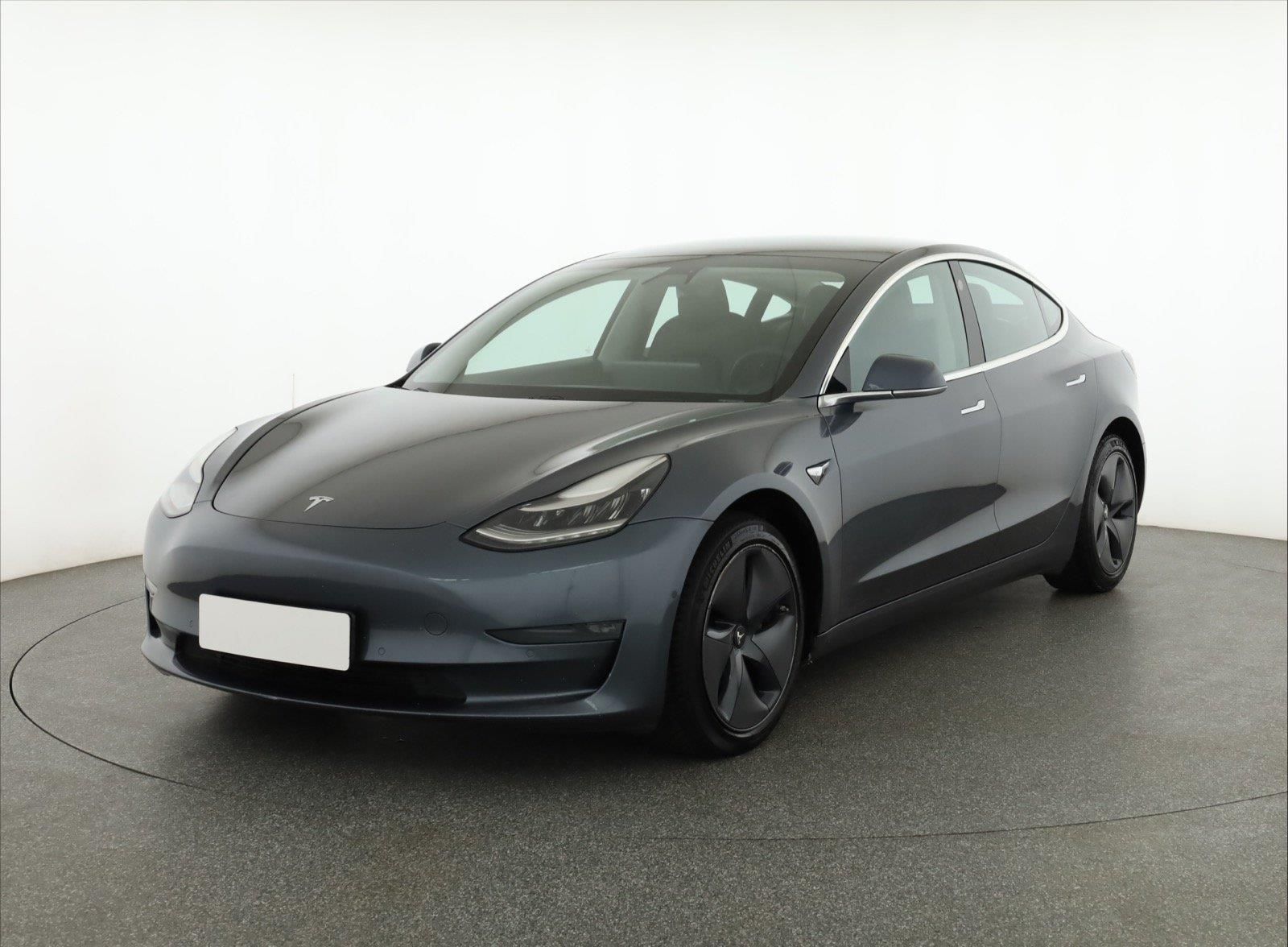 Tesla Model 3, Long Range 4WD 78kWh, 4X4 - fotka 2