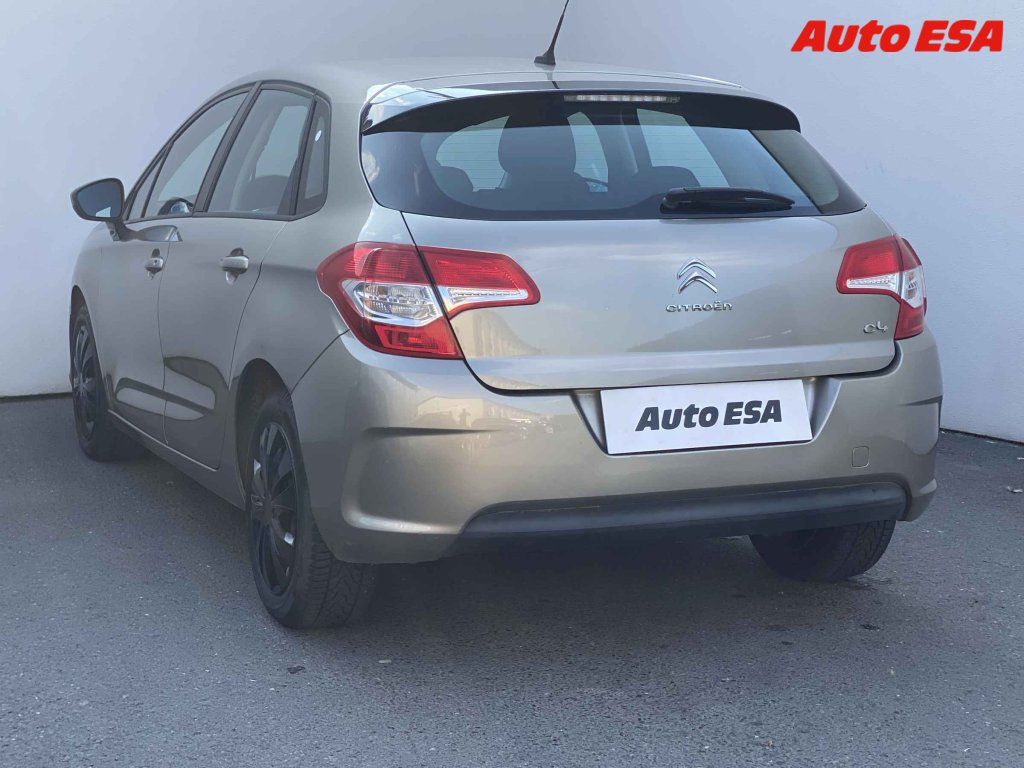Citroën C4, 1.4 VTi - fotka 6