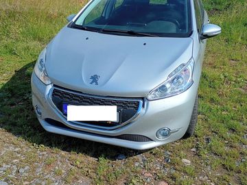 Úsporný Peugeot 208 s LPG