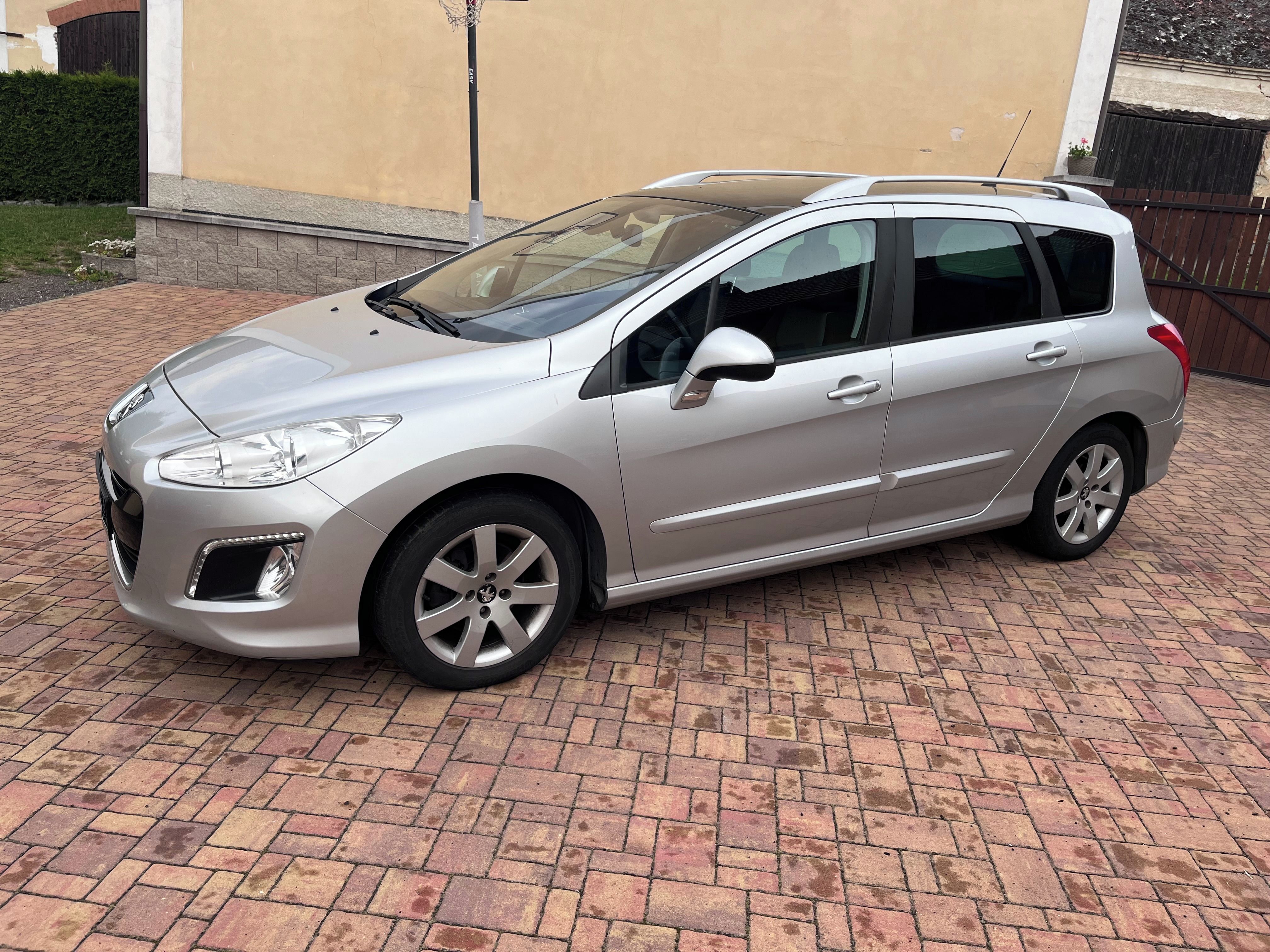 Peugeot 308, 1.6 HDI 84 KW SERVISKA - fotka 3