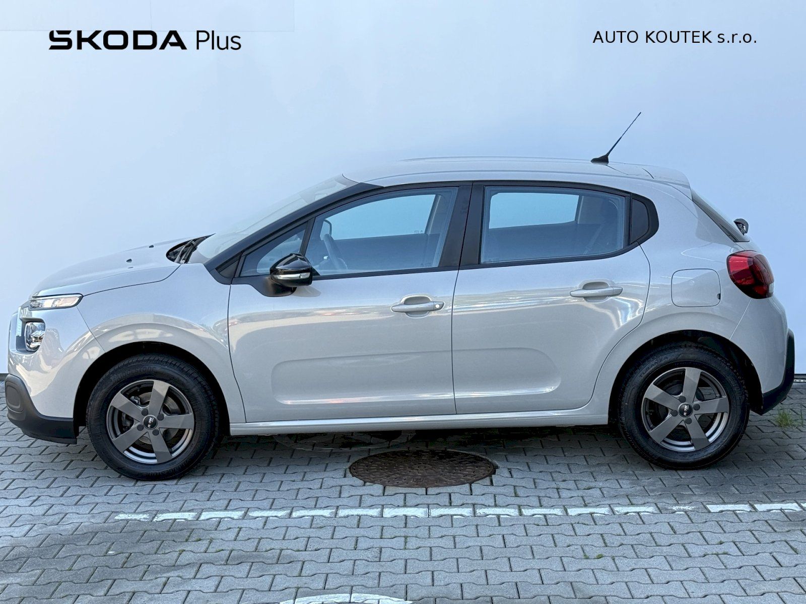 Citroën C3, 1.2 61KW/83PS - fotka 3