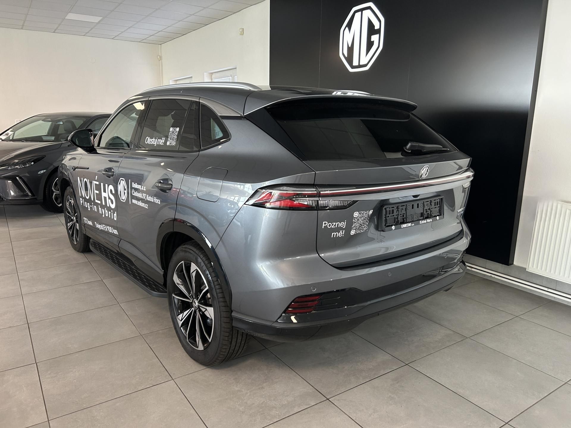 MG HS, PHEV Emotion 200kW - fotka 3
