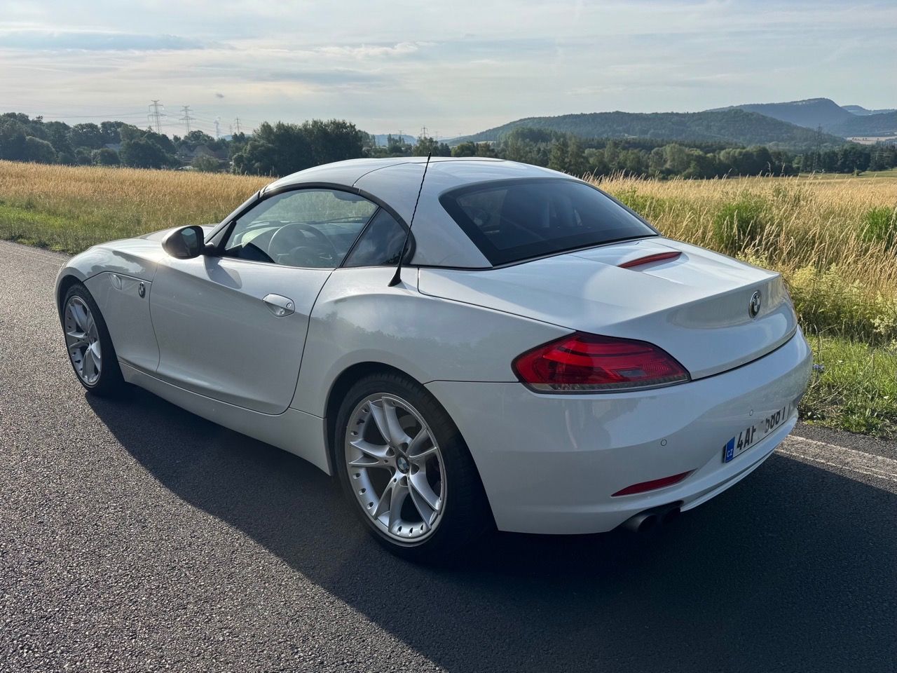 BMW Z4, CZ,manuál,šestiválec,serviska - fotka 4