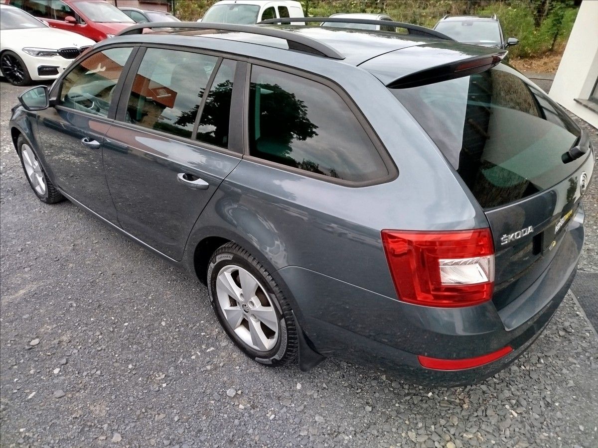 Škoda Octavia, 1,4 TSi 103 kW,Alu,6-RYCHLOSTÍ - fotka 4