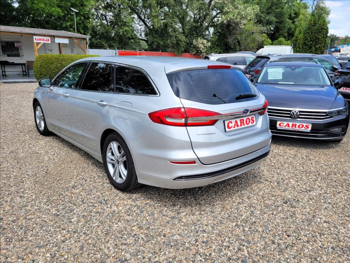 Ford Mondeo, 2,0 DA,Limited,xenon,navi,výhř - fotka 5