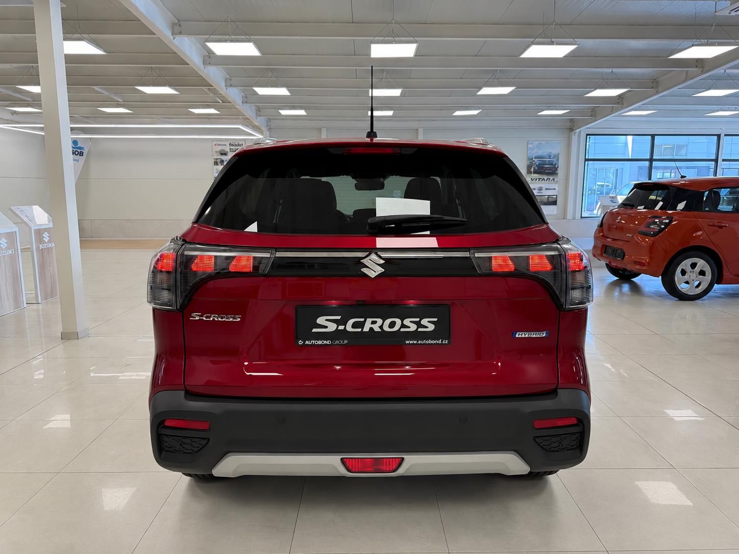Suzuki S-Cross, PREMIUM 1,4 HYBRID M/T 4x2 MY2 - fotka 3