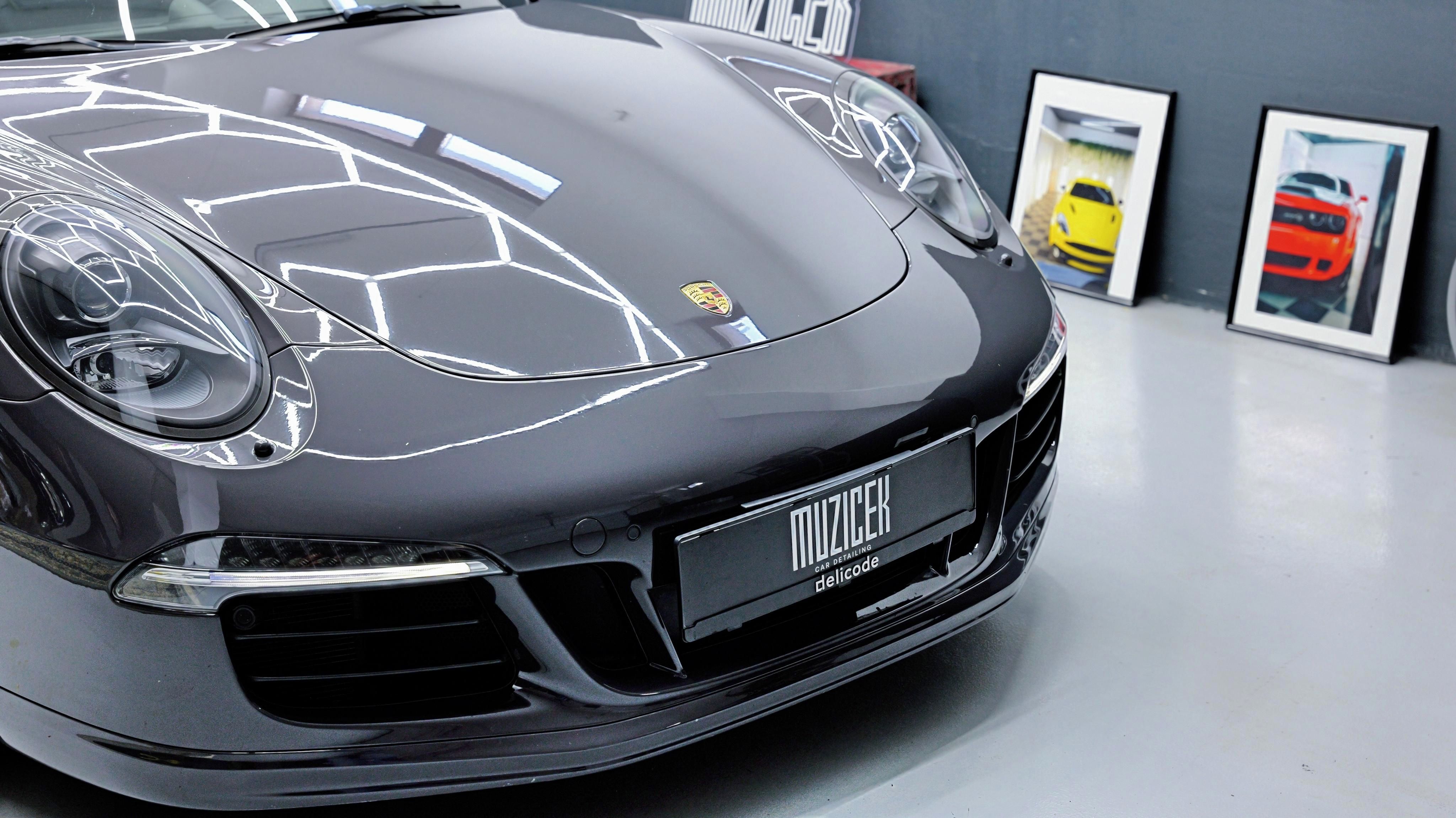 Porsche 911, Carrera 4S / 50 Jahre edition - fotka 4