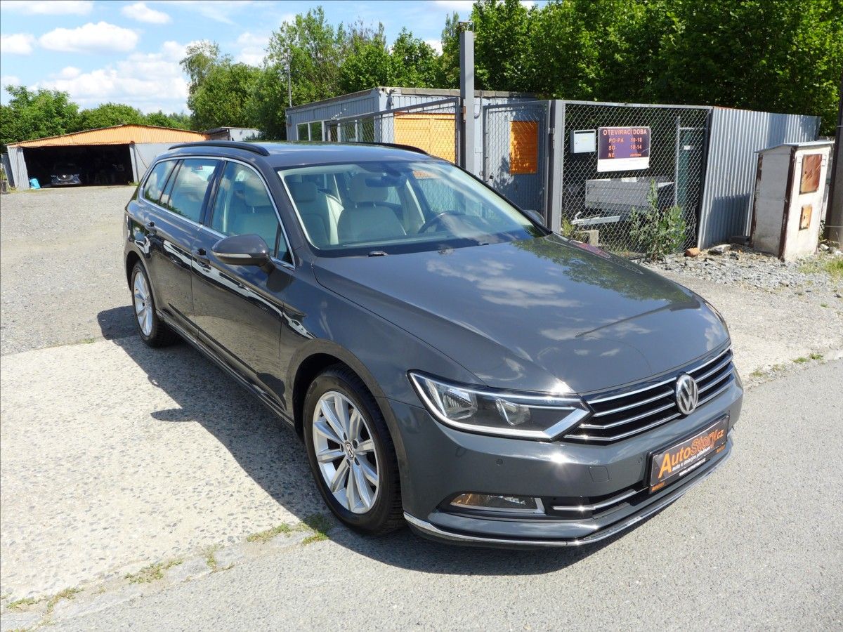 Volkswagen Passat, 1,6 TDI  COMFORTLINE, NAVI 1.M - fotka 4