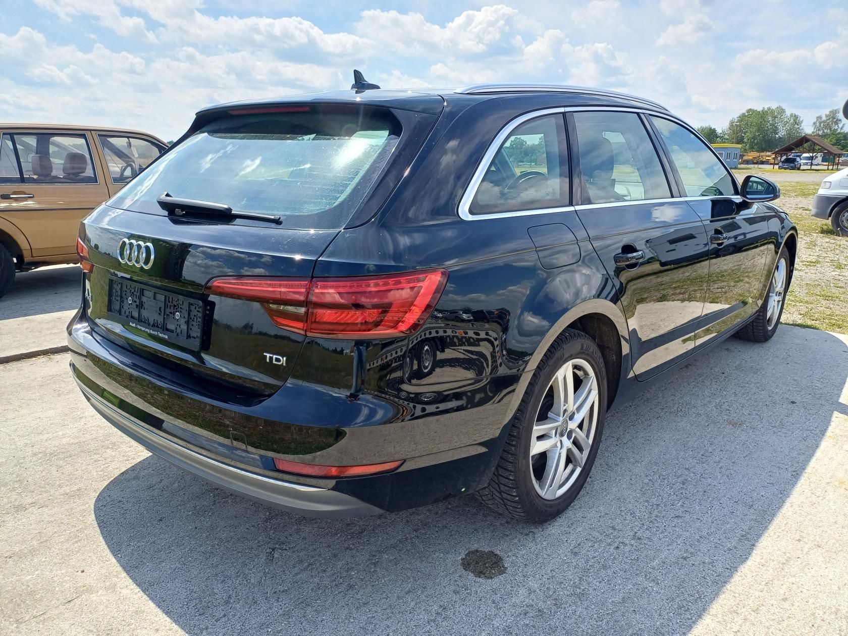 Audi A4 Avant, 3.0Tdi 160kW Webasto Navi Led - fotka 3