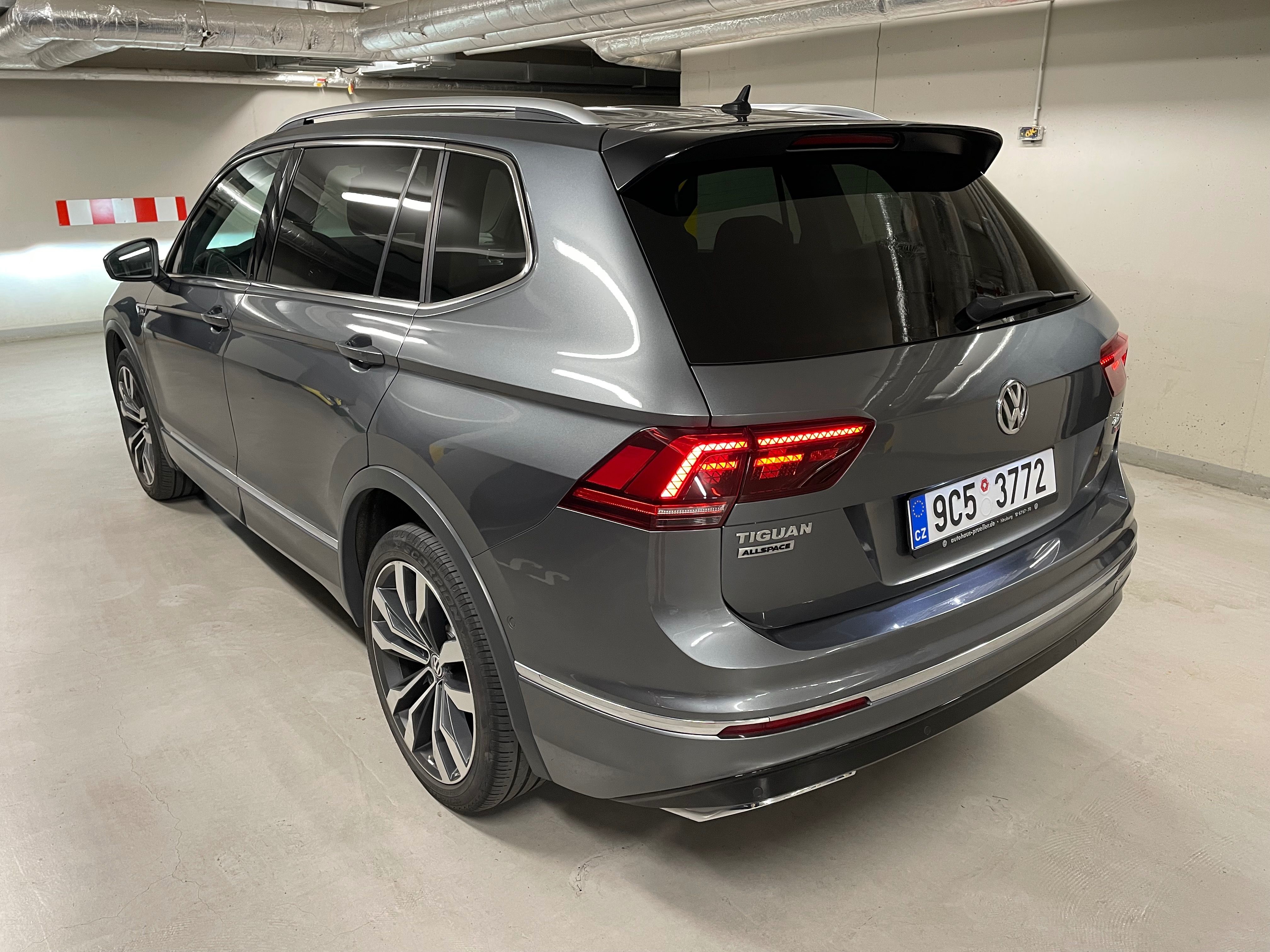 Volkswagen Tiguan, 2.0 TDi 4x4 - fotka 4