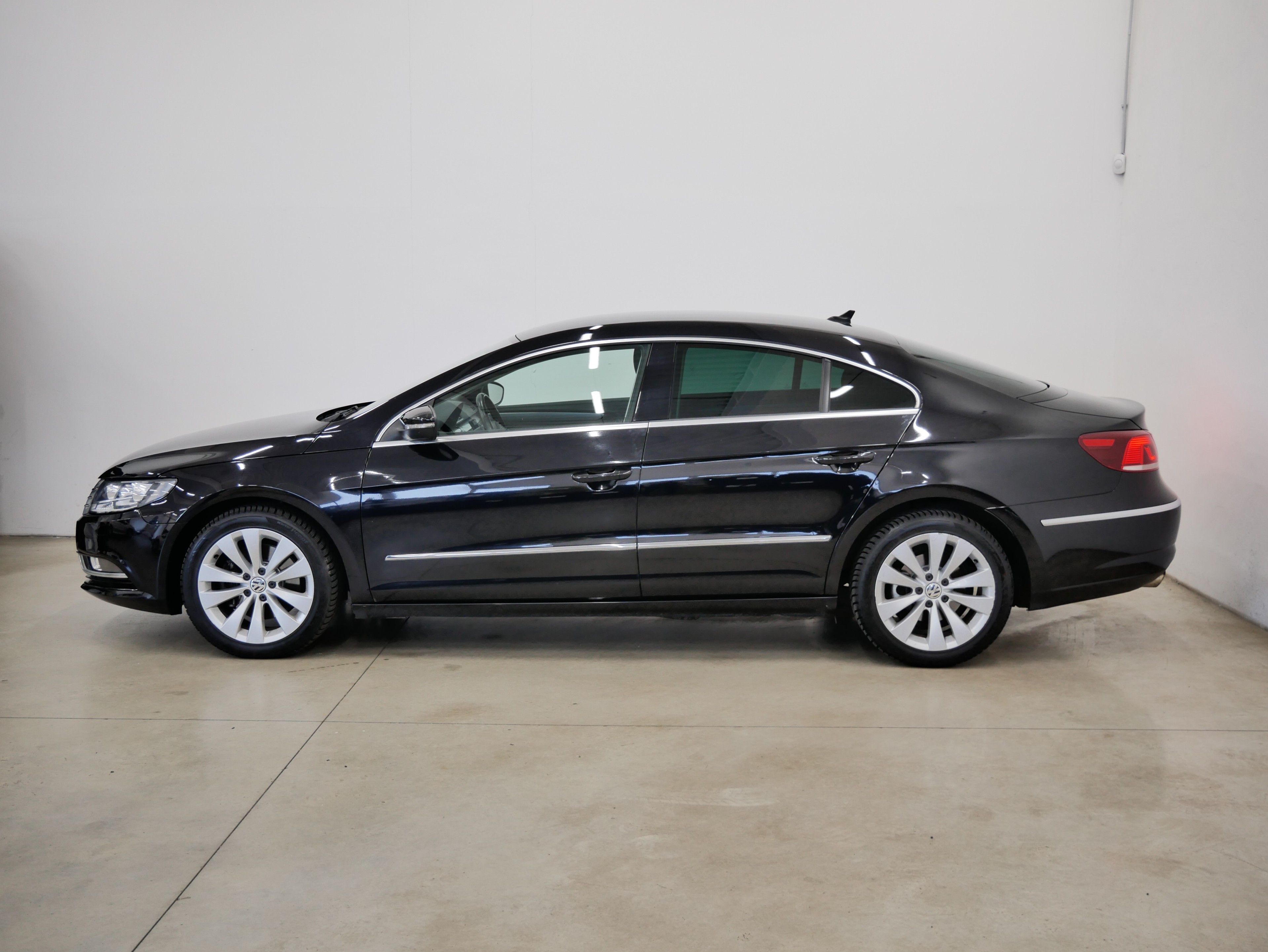 Volkswagen Passat CC, 2.0 TDI 103 kW DSG Sport - fotka 3