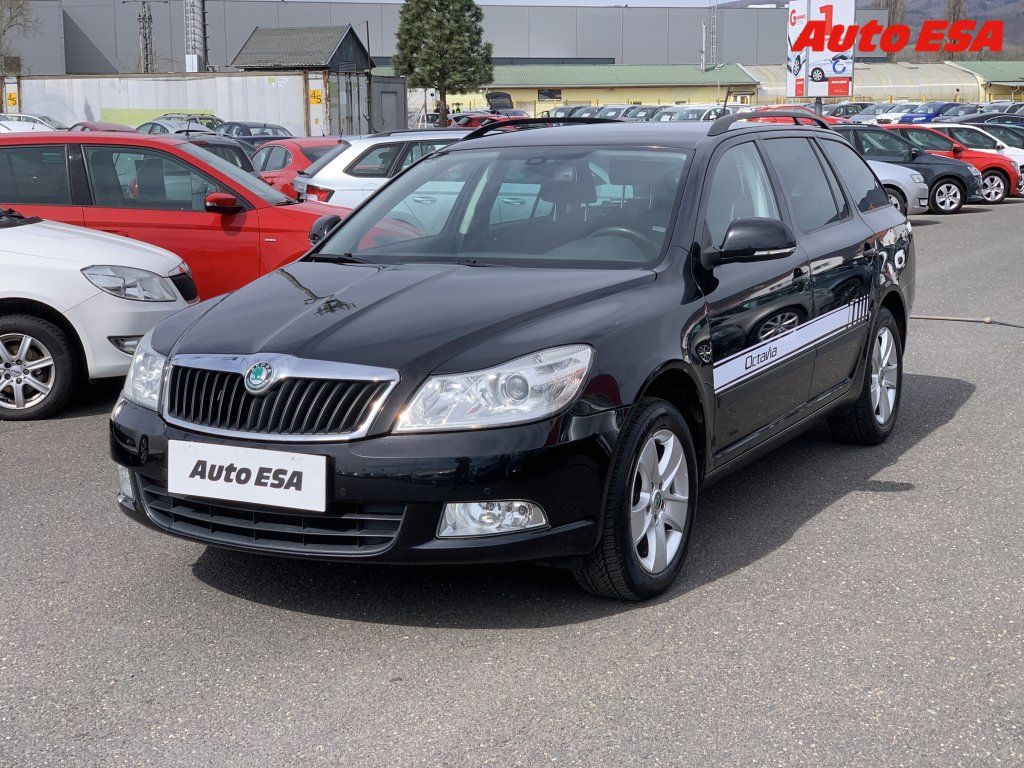 Škoda Octavia, 1.6 TDi,AC - fotka 3