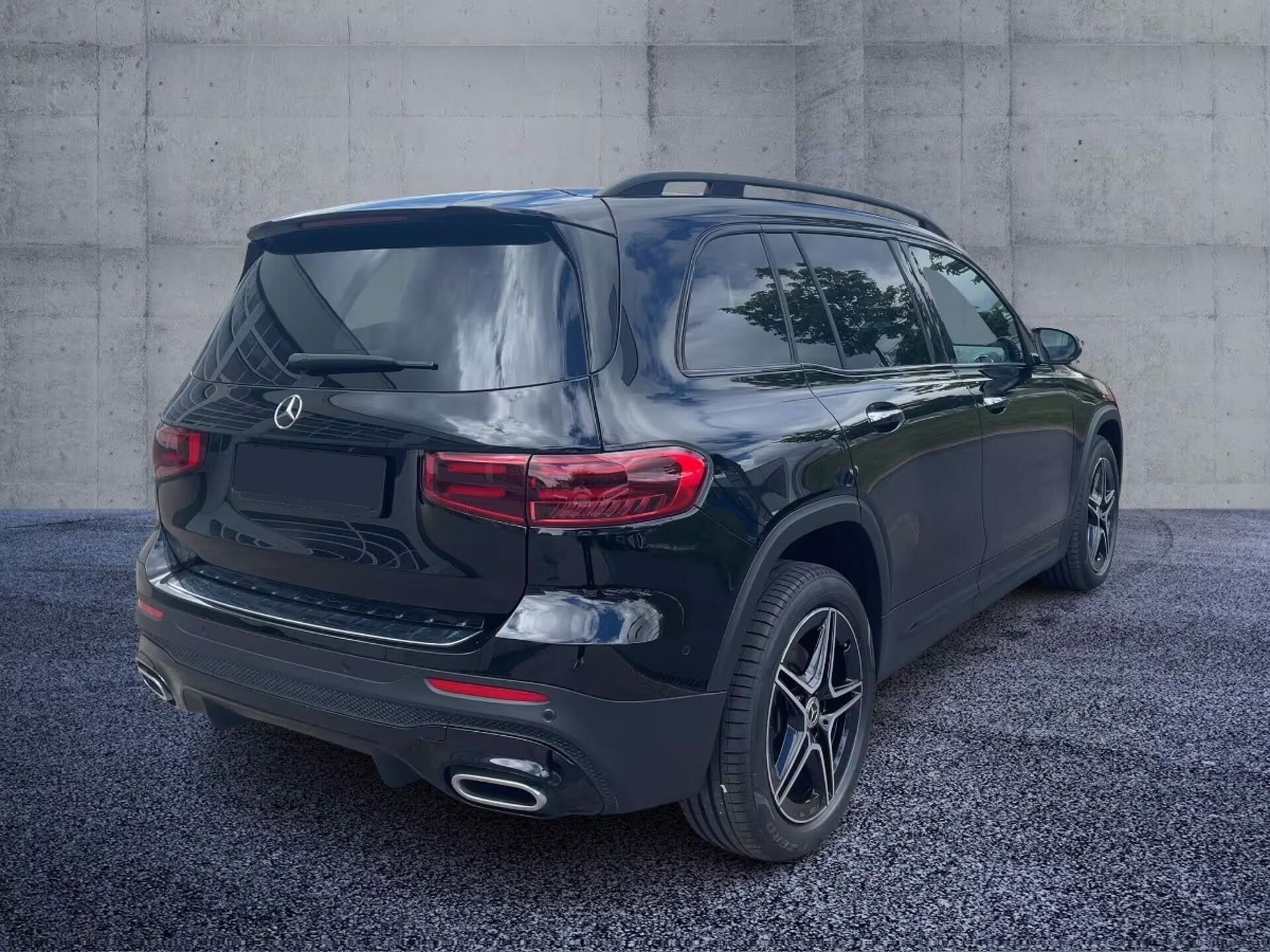 Mercedes-Benz GLB, 220d 4M AMG Pano MULTIBEAM Taž - fotka 4