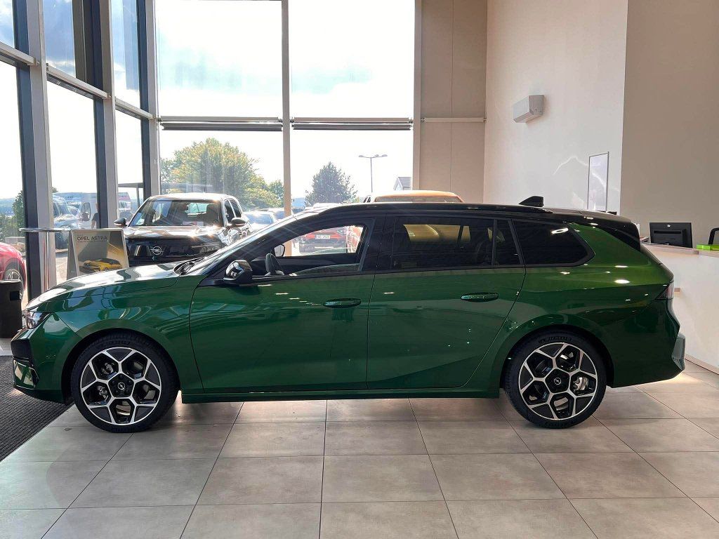 Opel Astra, NEW Ultimate ST Hybrid 145k At - fotka 5