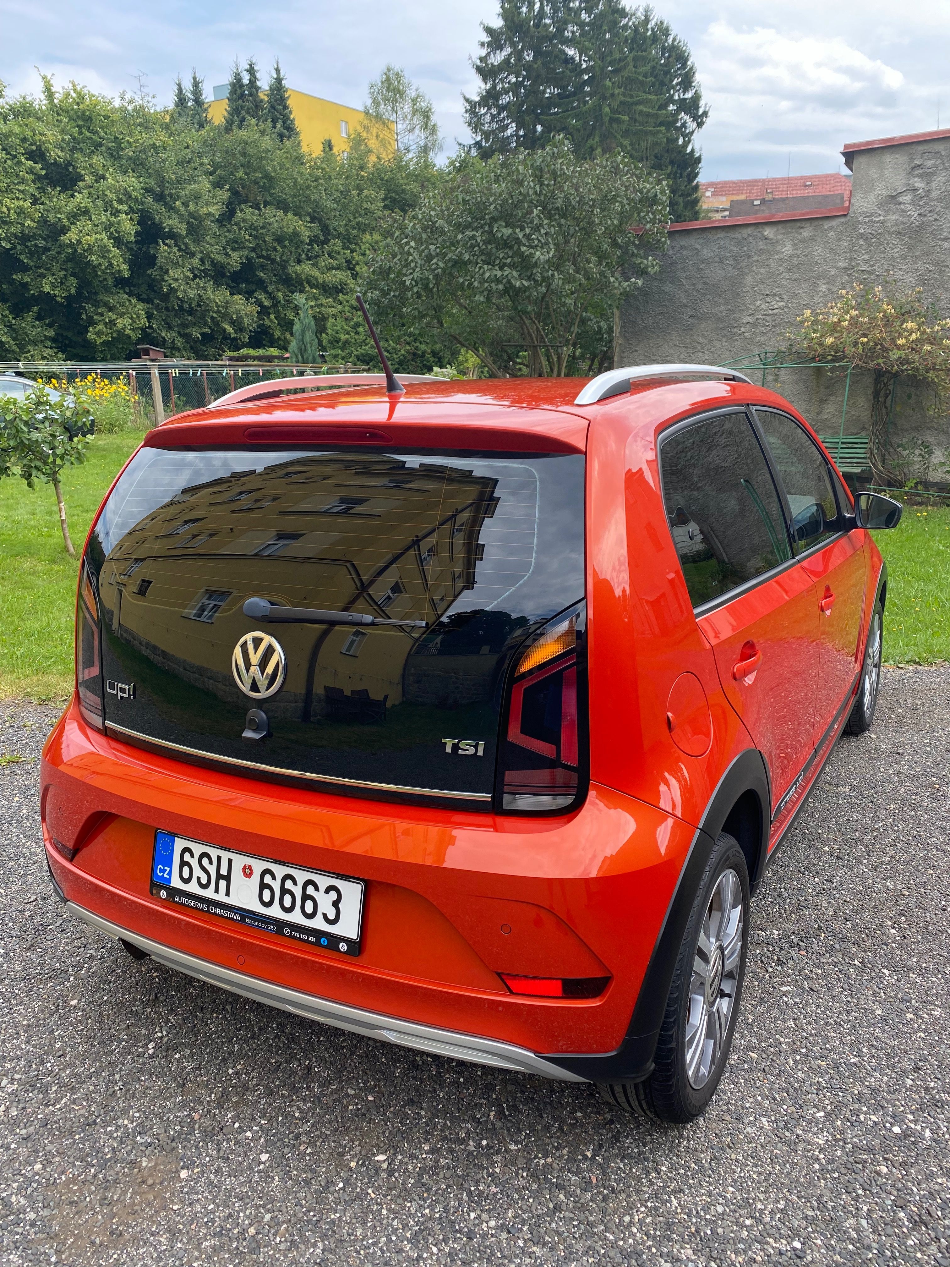 Volkswagen Up!, Cross tsi - fotka 6