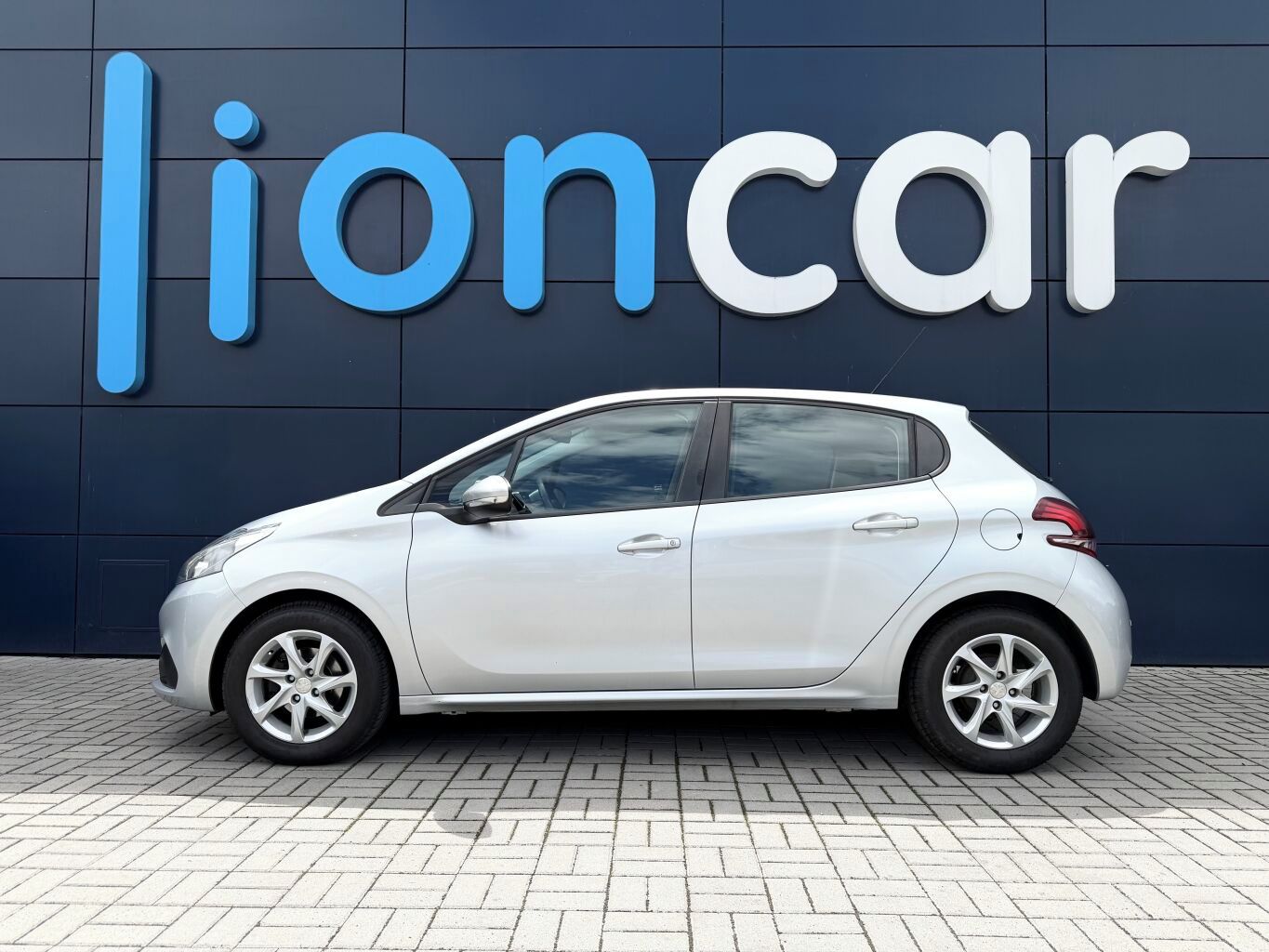 Peugeot 208, ACTIVE 82k, ČR, Klima - fotka 4