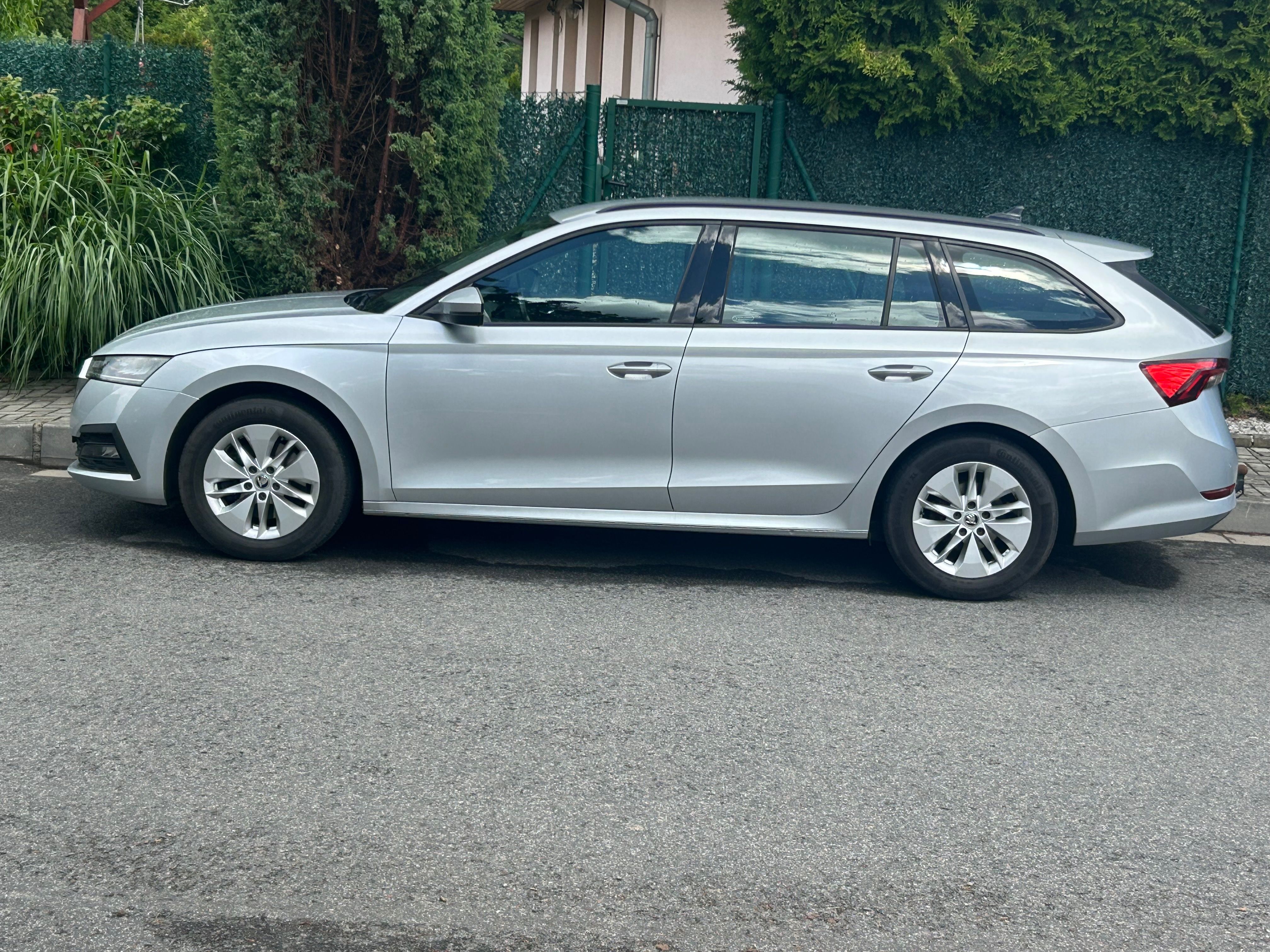 Škoda Octavia, 2.0TDi DSG 4x4 ČR 1.maj tažné - fotka 4