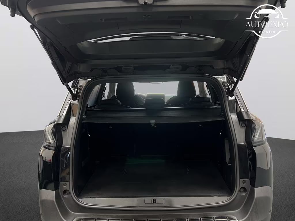 Peugeot 5008, 1.2 Hybrid 136 GT - fotka 6