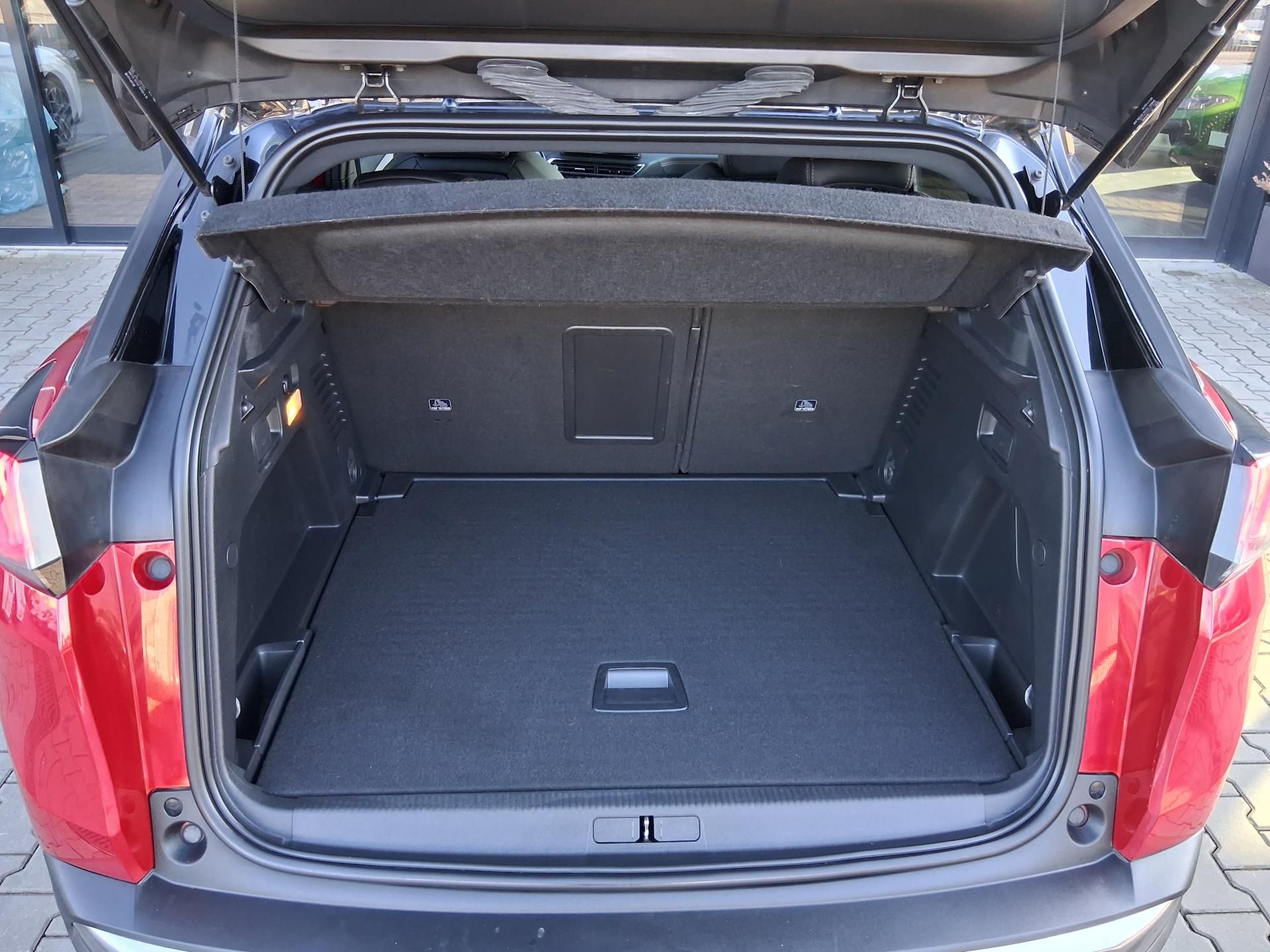 Peugeot 3008, GT 1.2 PureTech 96 kW - fotka 6